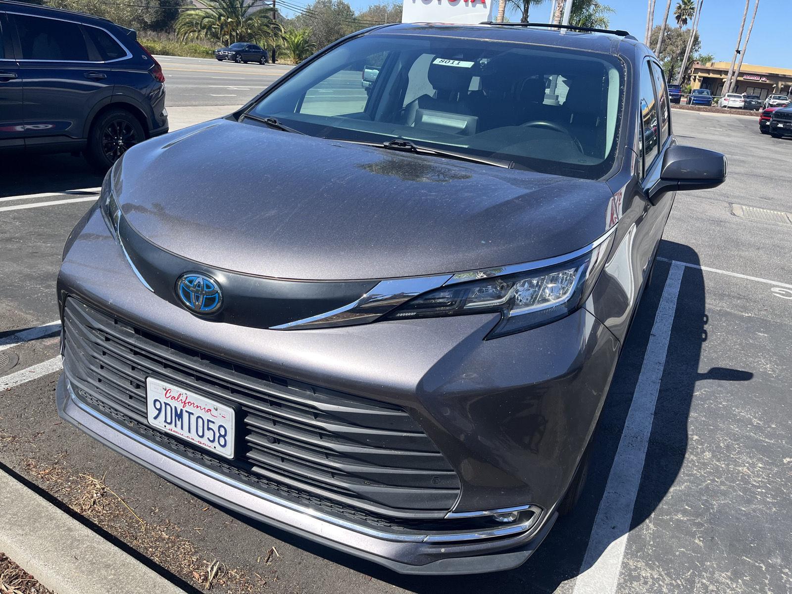 2023 Toyota Sienna XLE