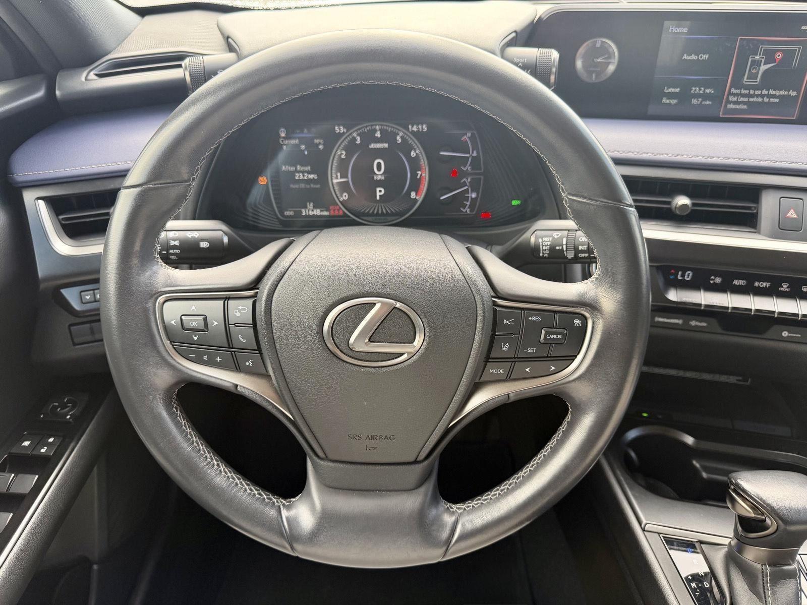 2021 Lexus UX 200 - Photo 17