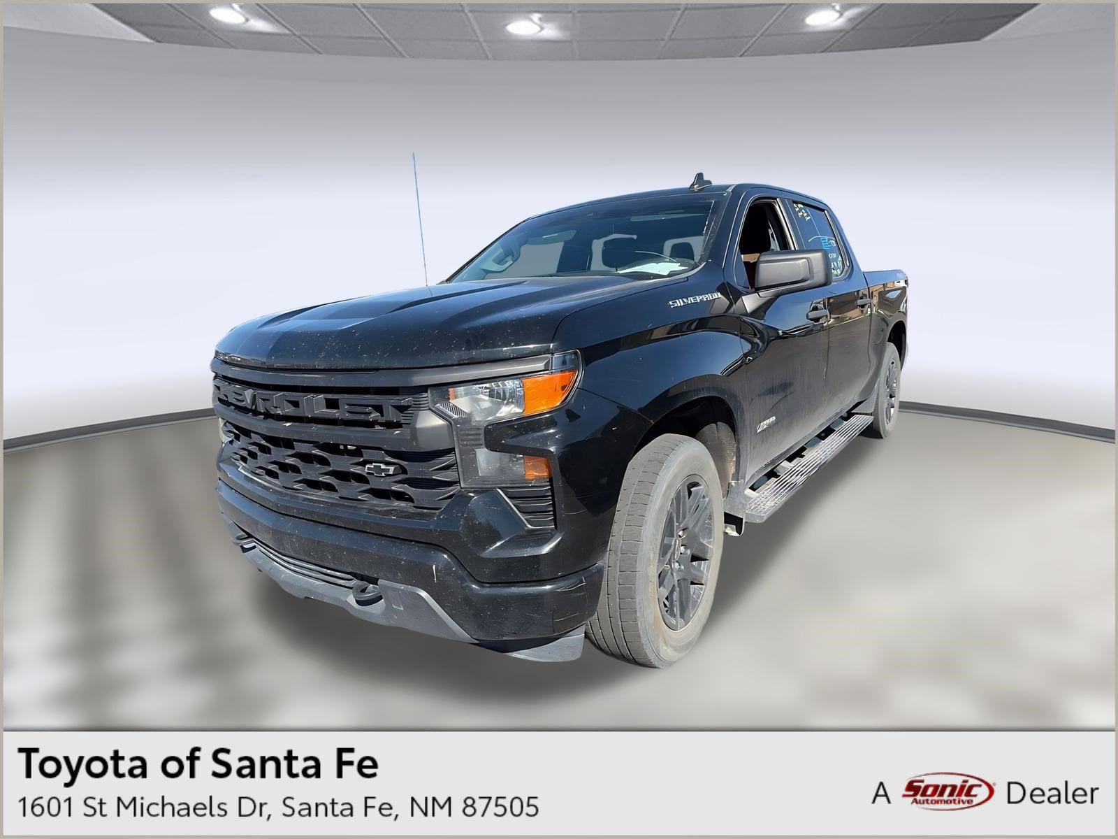 2022 Chevrolet Silverado 1500 Custom 4X4 Crew Cab Short Box's photo