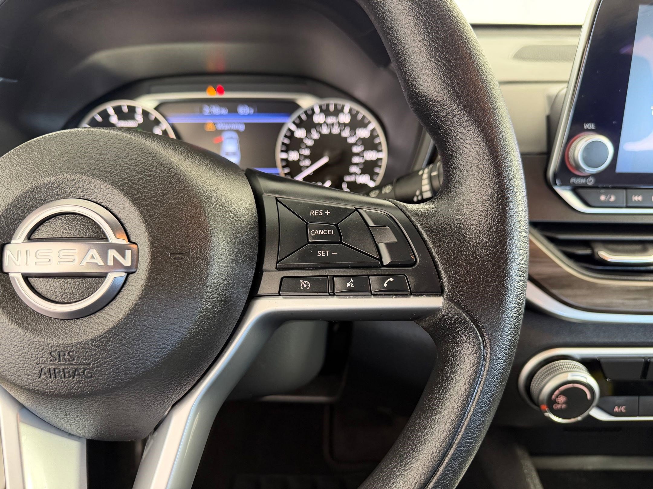 2025 Nissan Altima SV - Photo 22