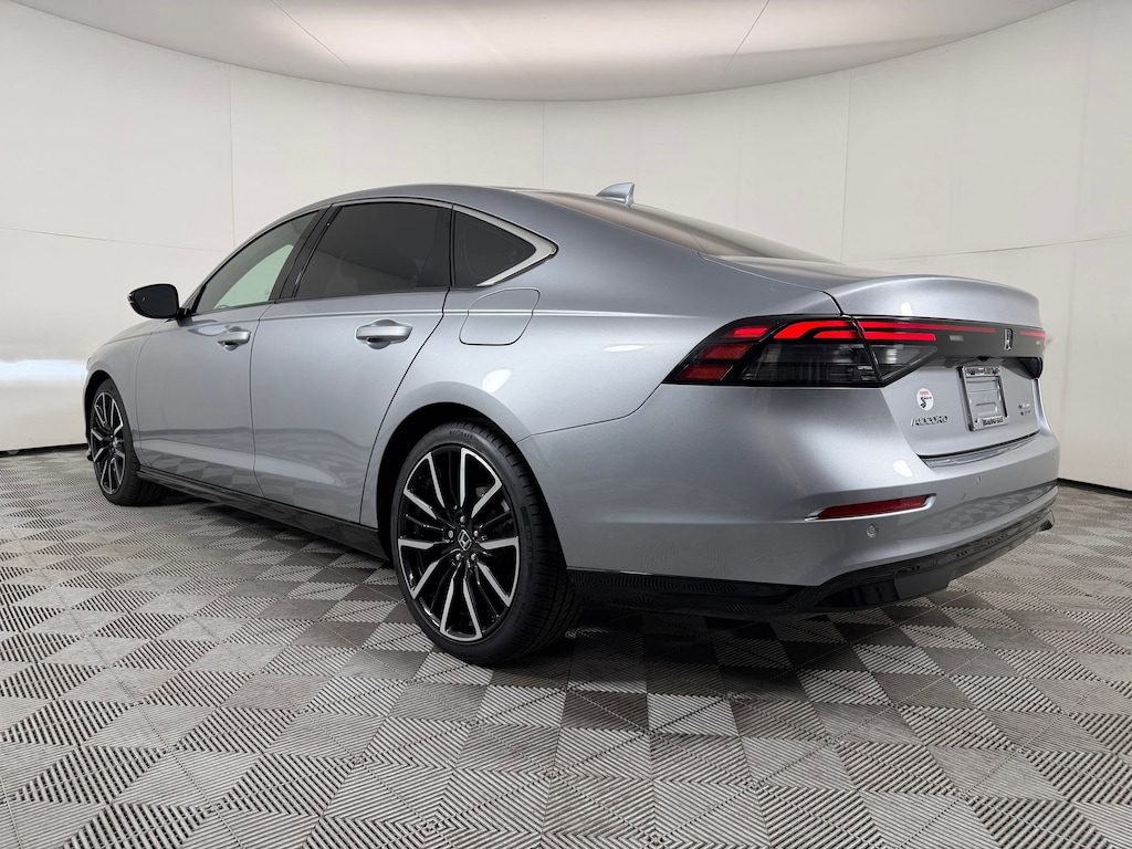 Used 2023 Honda Accord Hybrid Touring Sedan
