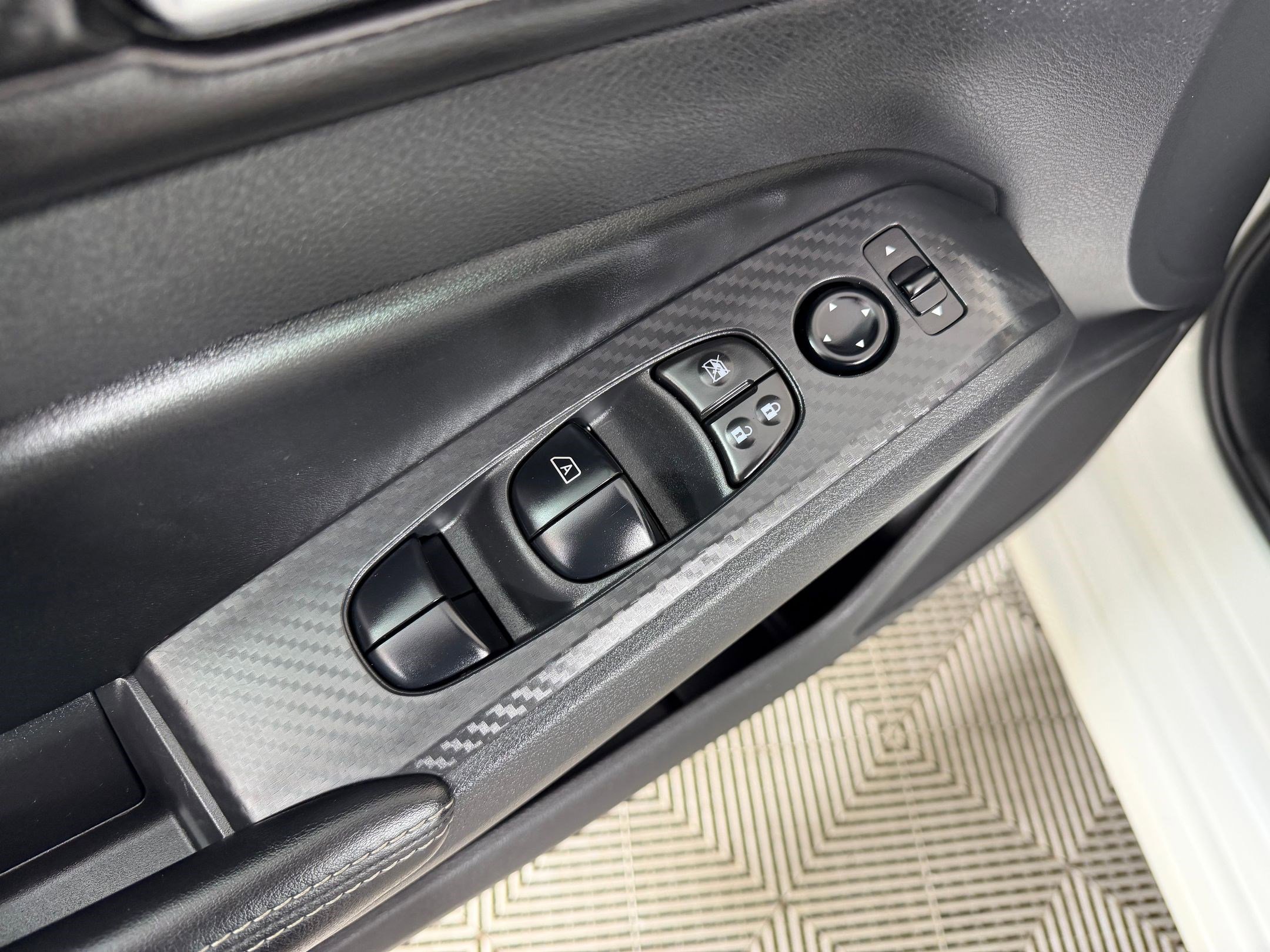 2025 Nissan Altima SV - Photo 11