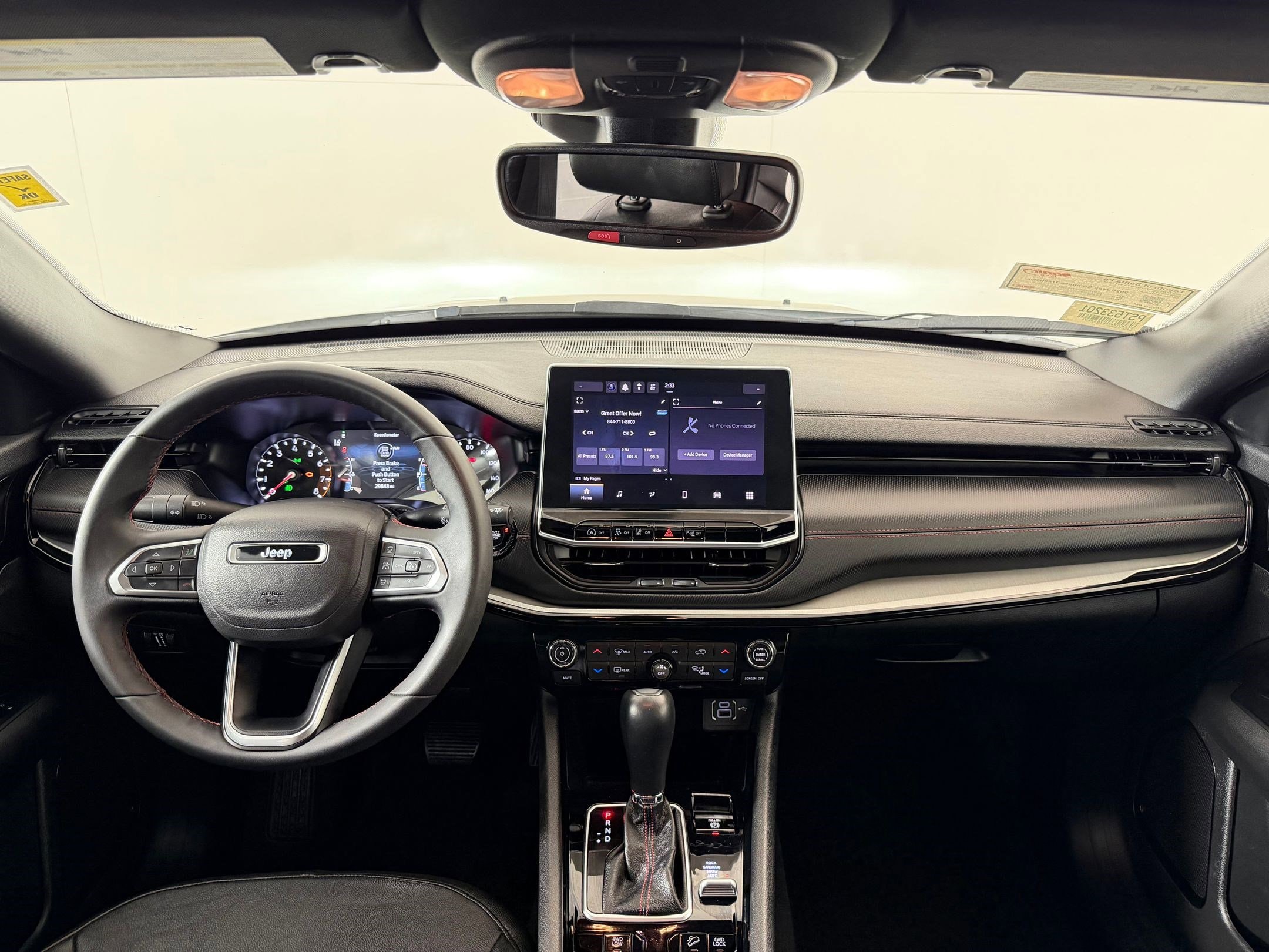 2025 Jeep Compass Trailhawk - Photo 14