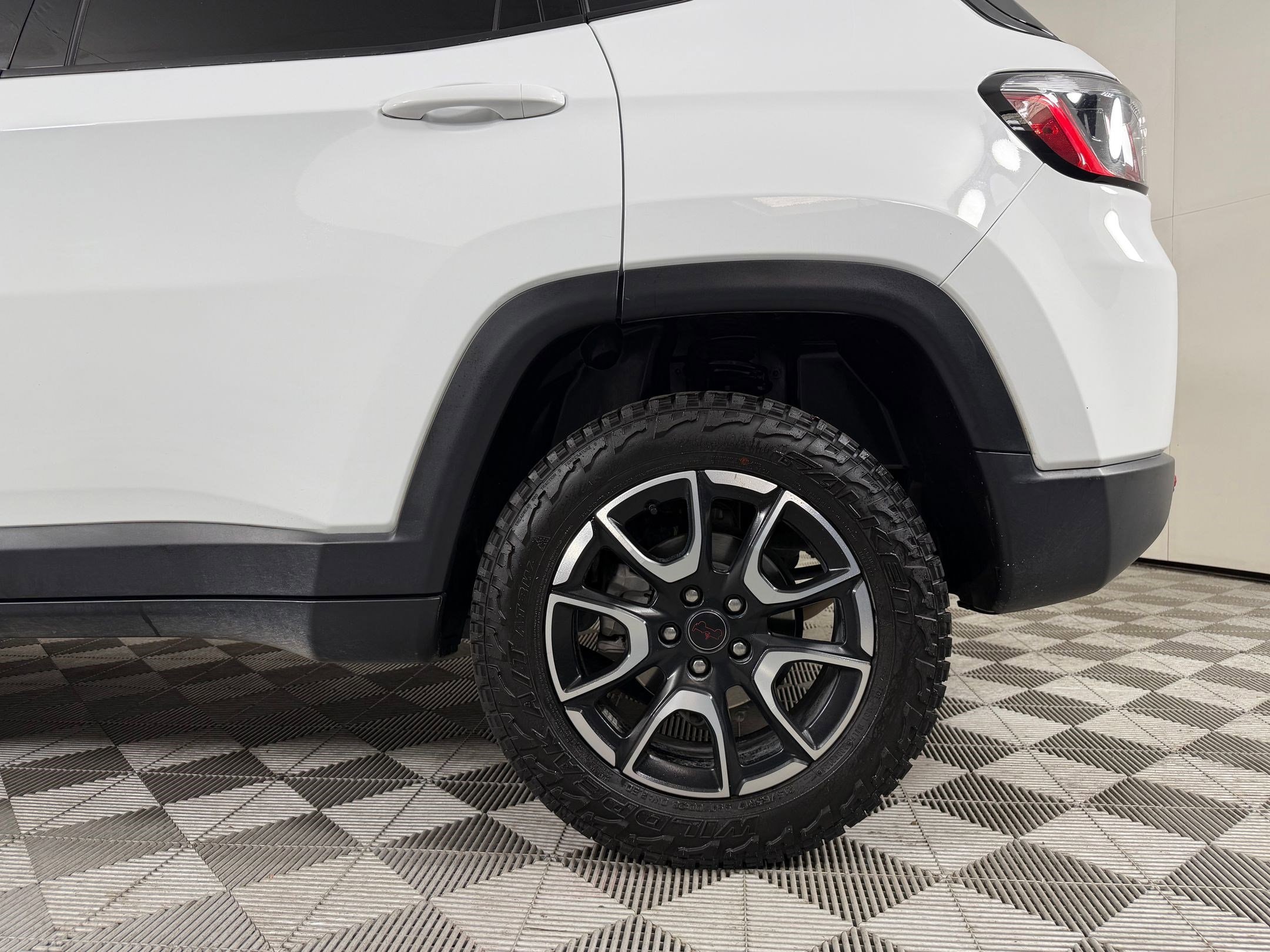 2025 Jeep Compass Trailhawk - Photo 27