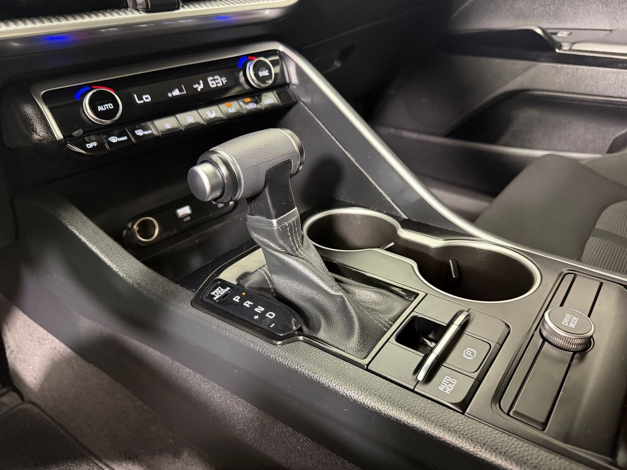 2023 Kia K5 LXS - Photo 16