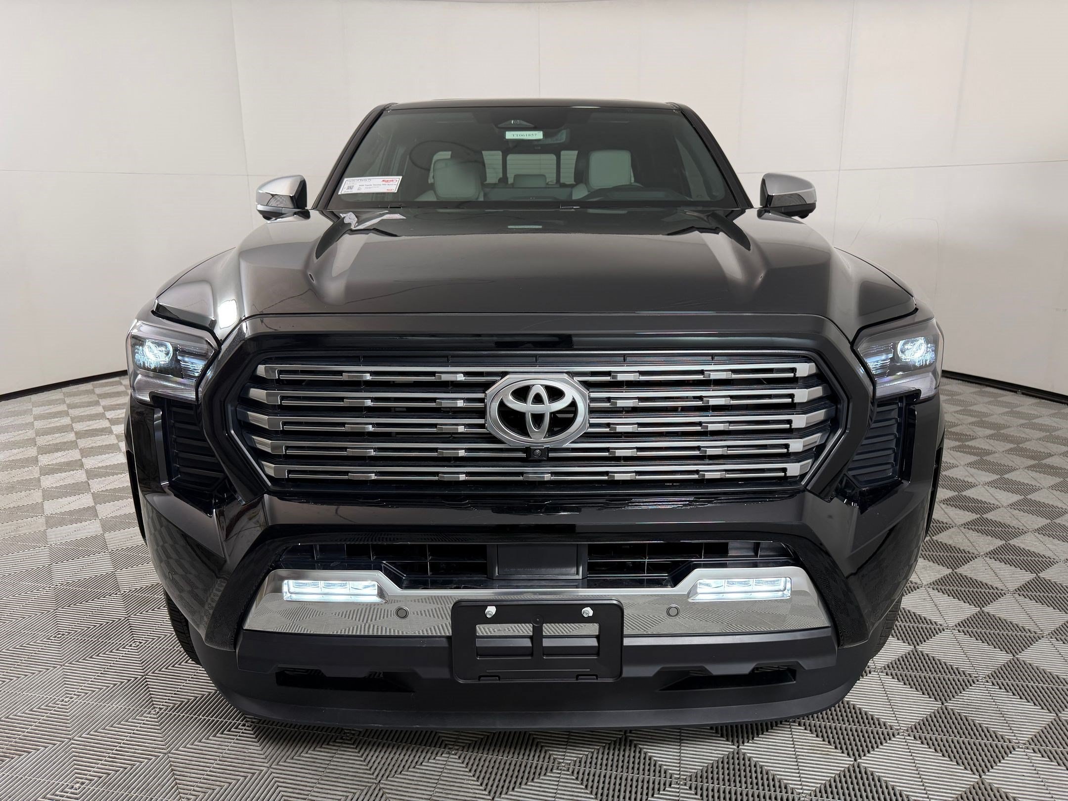 2026 Toyota Tacoma Limited - Photo 6