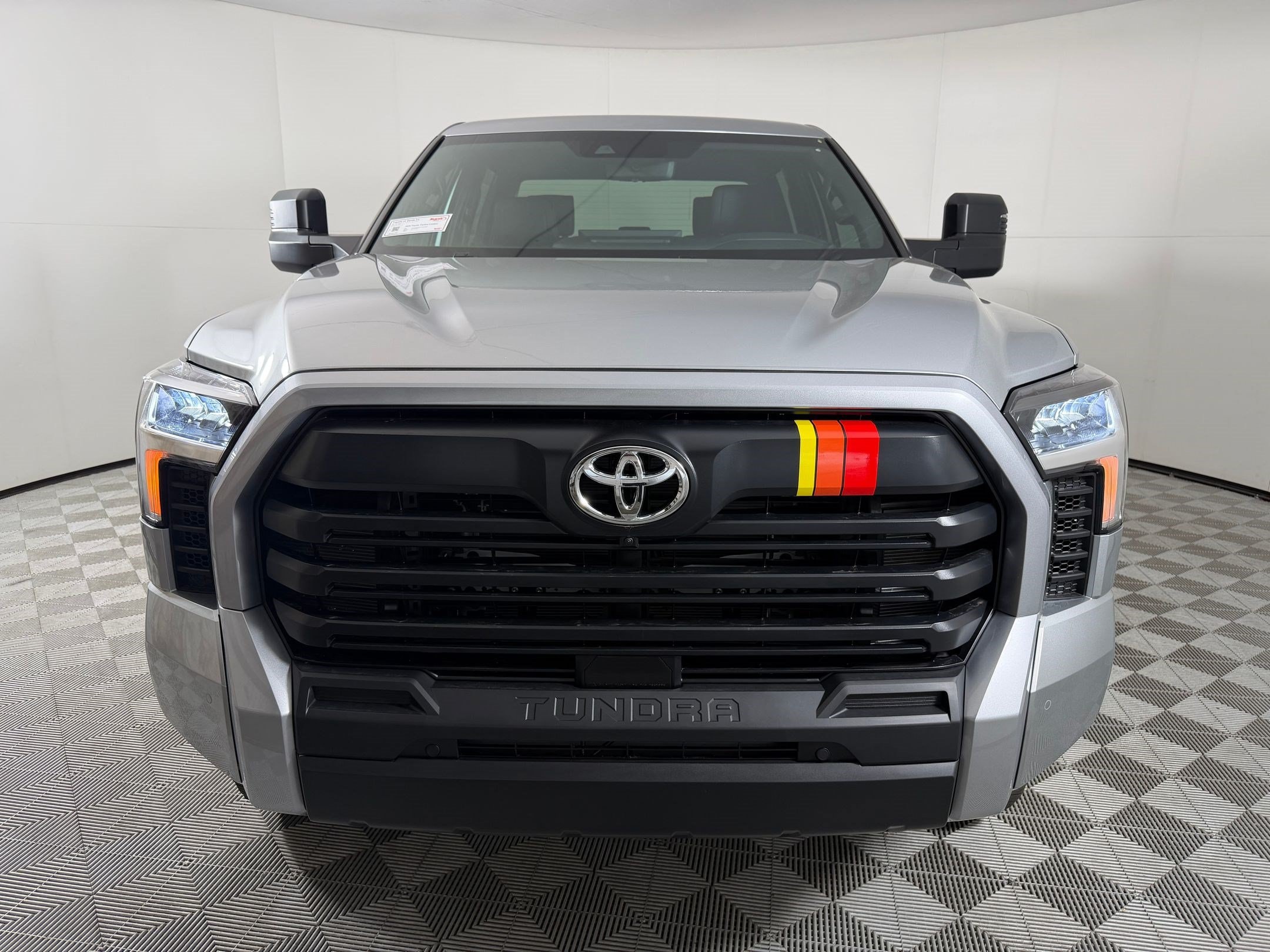 2026 Toyota Tundra SR5 - Photo 5