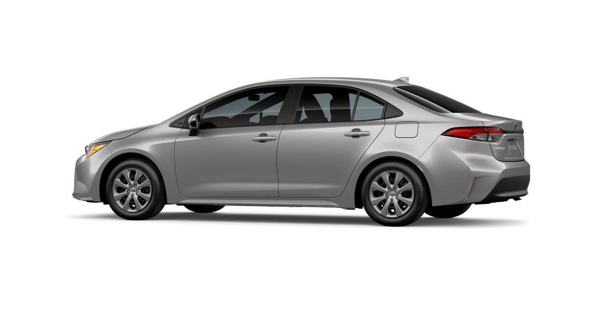 2026 Toyota Corolla LE - Photo 8