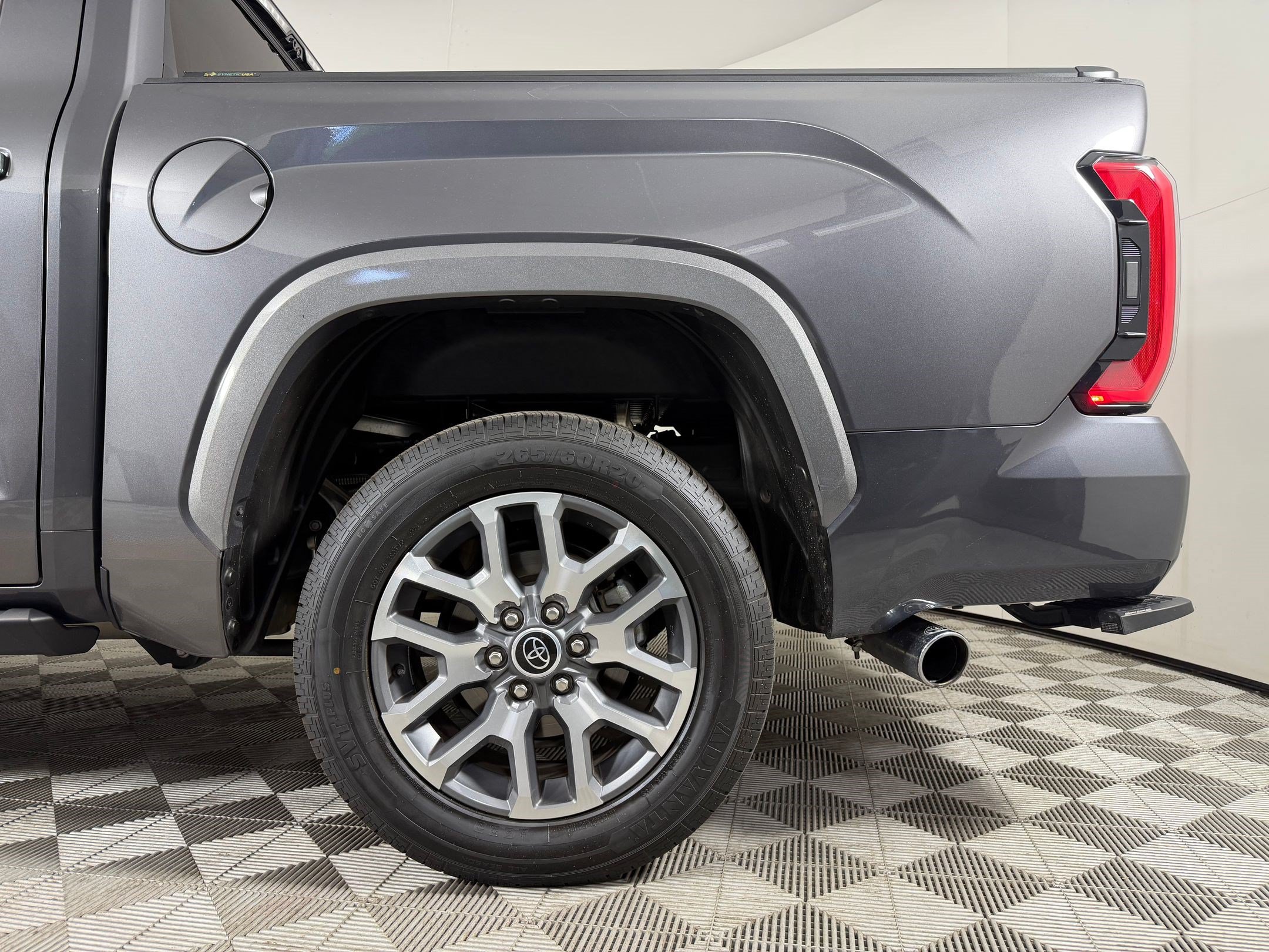 2024 Toyota Tundra 1794 Edition - Photo 29