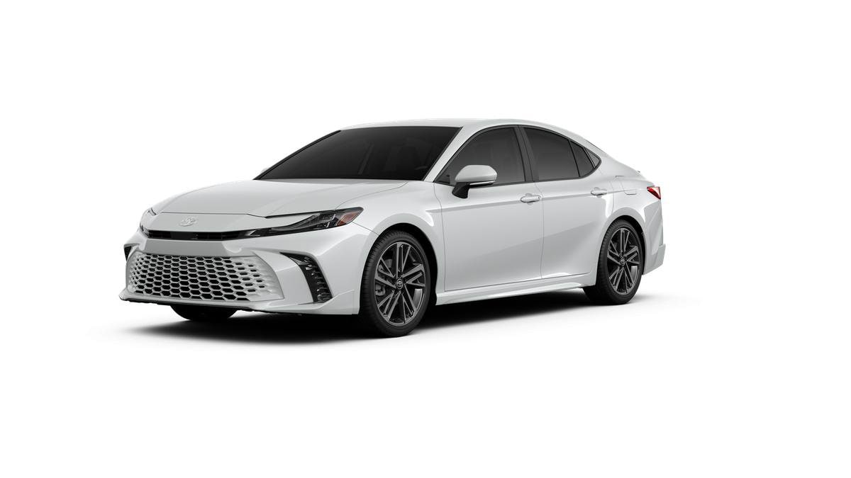 2026 Toyota Camry XSE Hybrid's photo