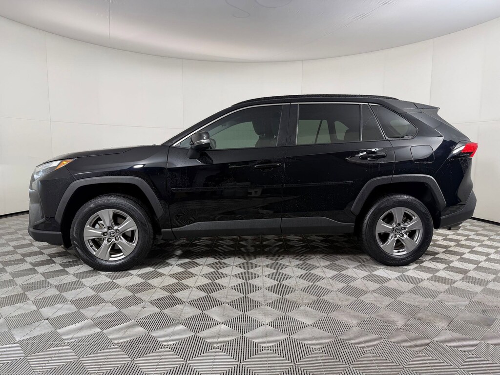Used 2022 Toyota RAV4 XLE AWD XLE AWD