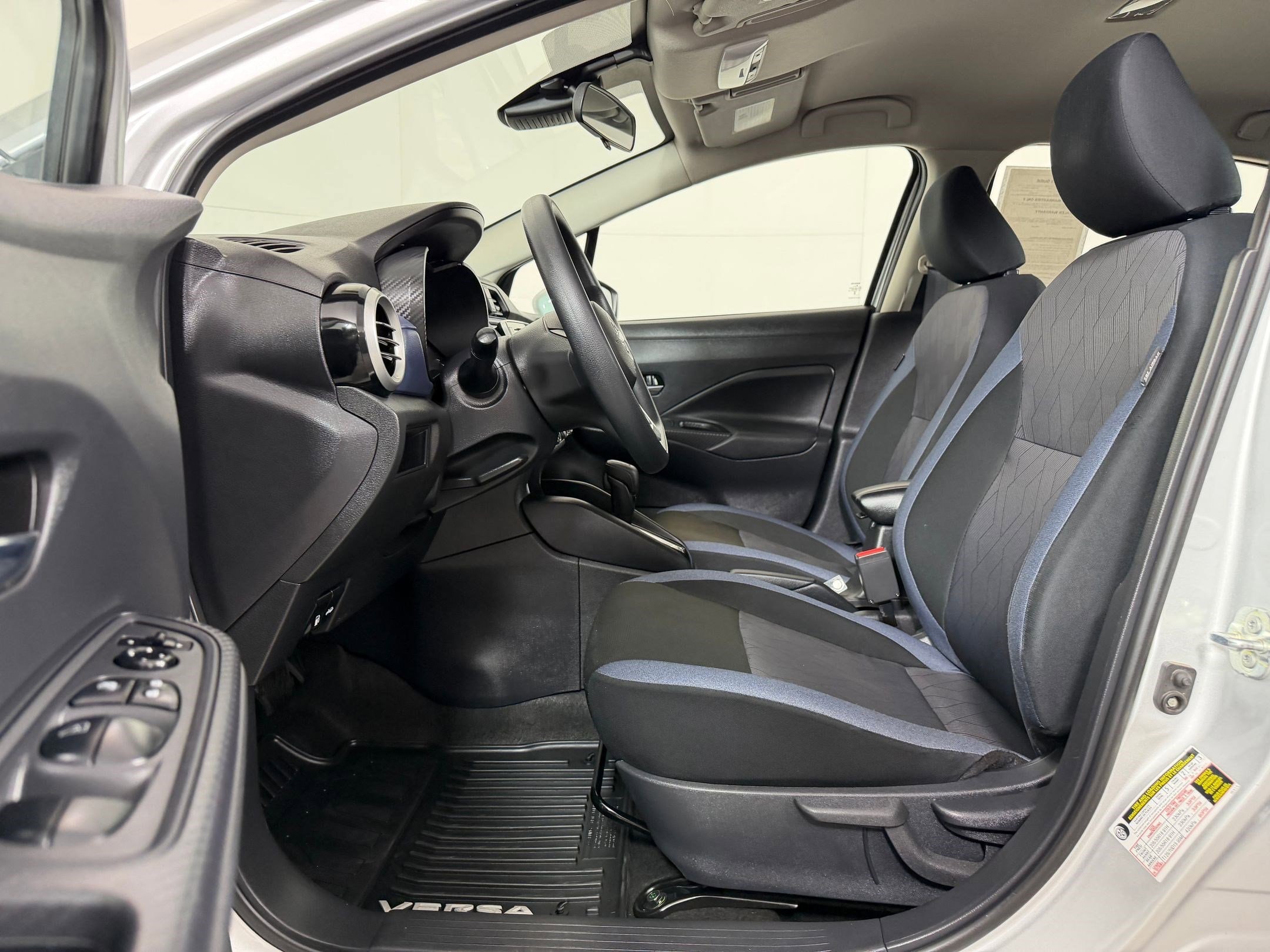 Versa SV SV CVT