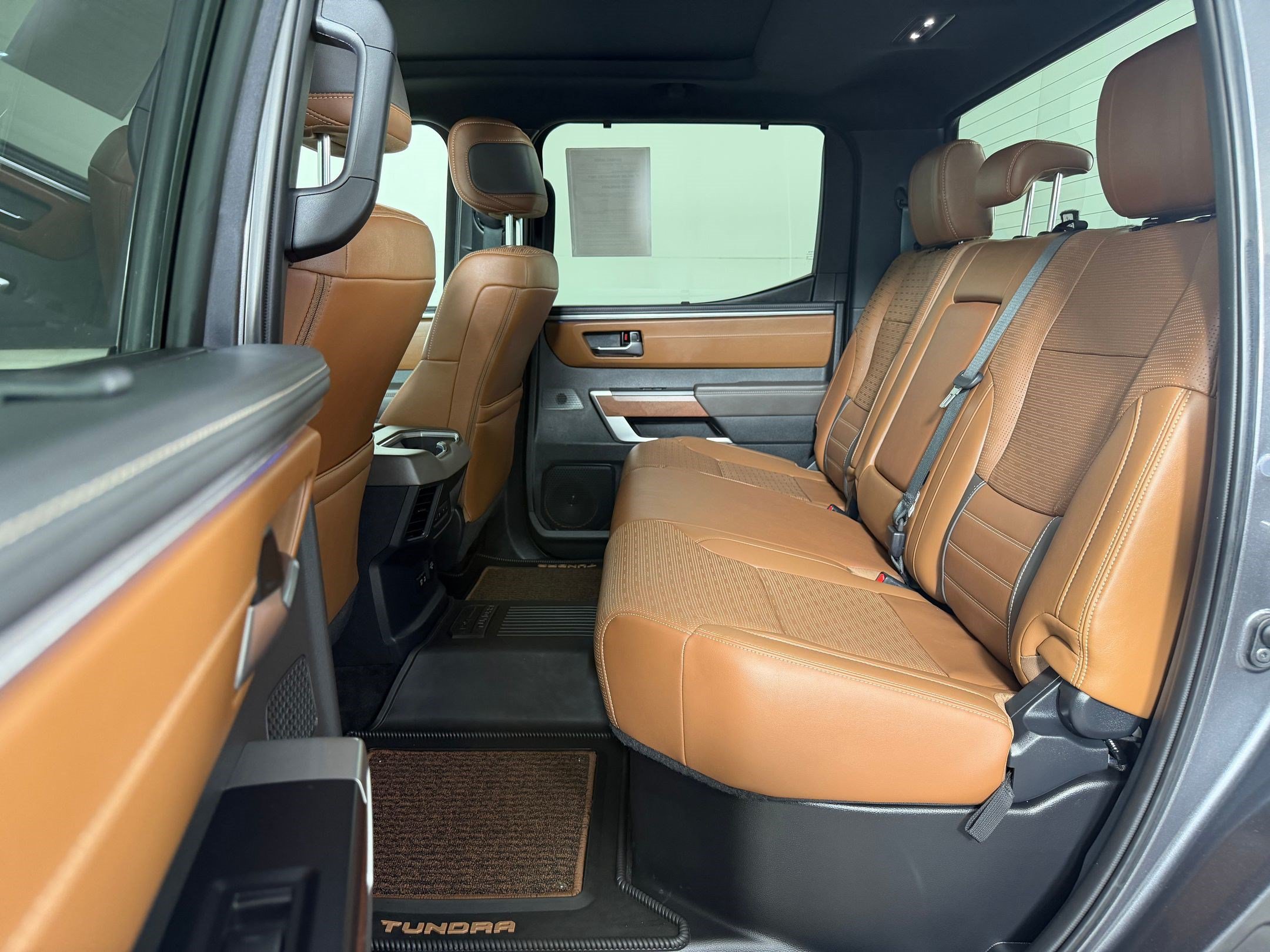 2024 Toyota Tundra 1794 Edition - Photo 20