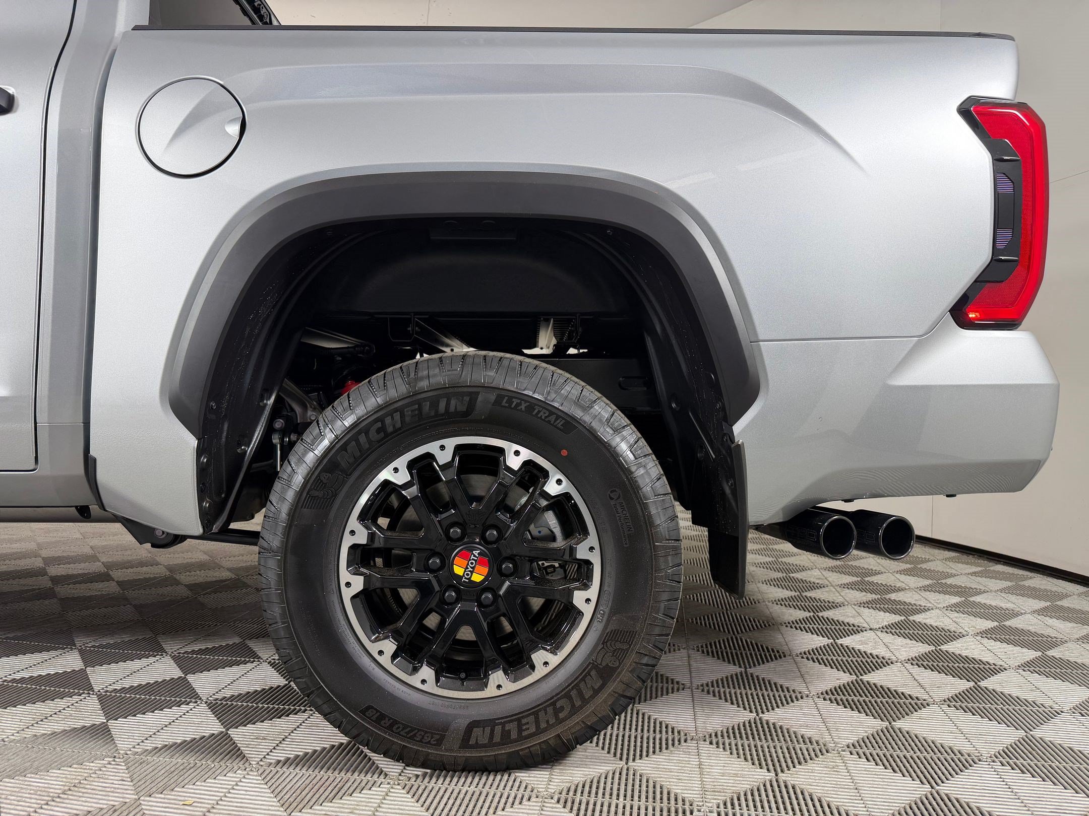 2026 Toyota Tundra SR5 - Photo 26