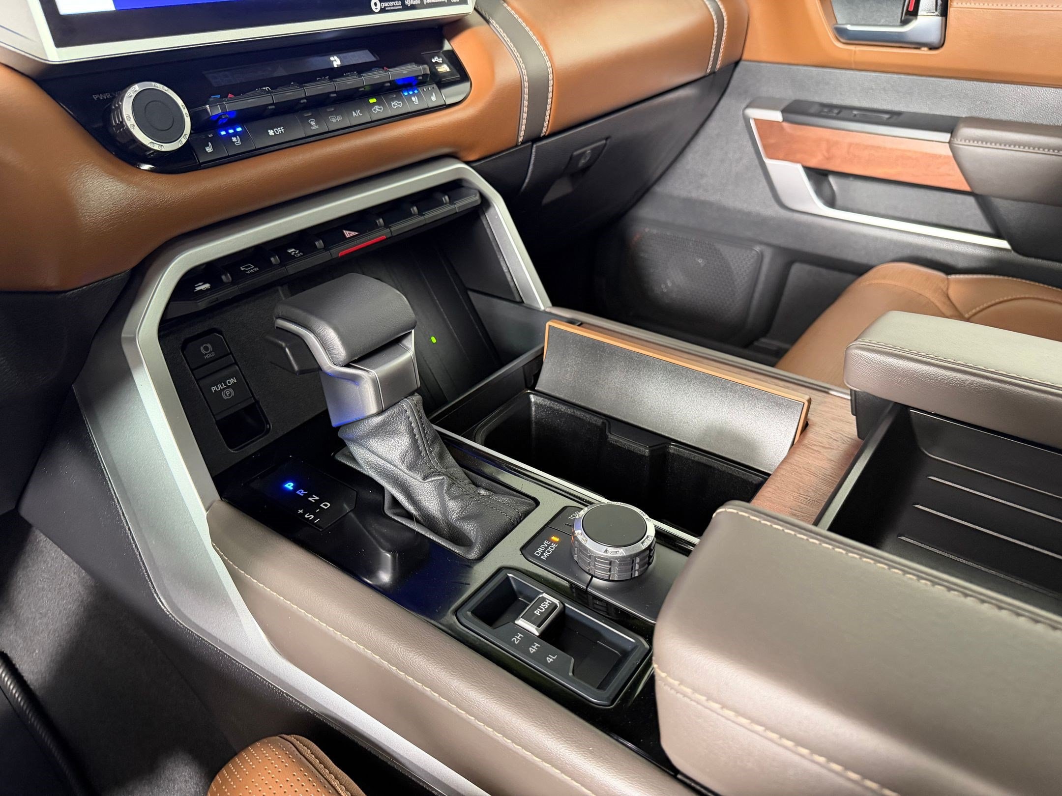 2024 Toyota Tundra 1794 Edition - Photo 15