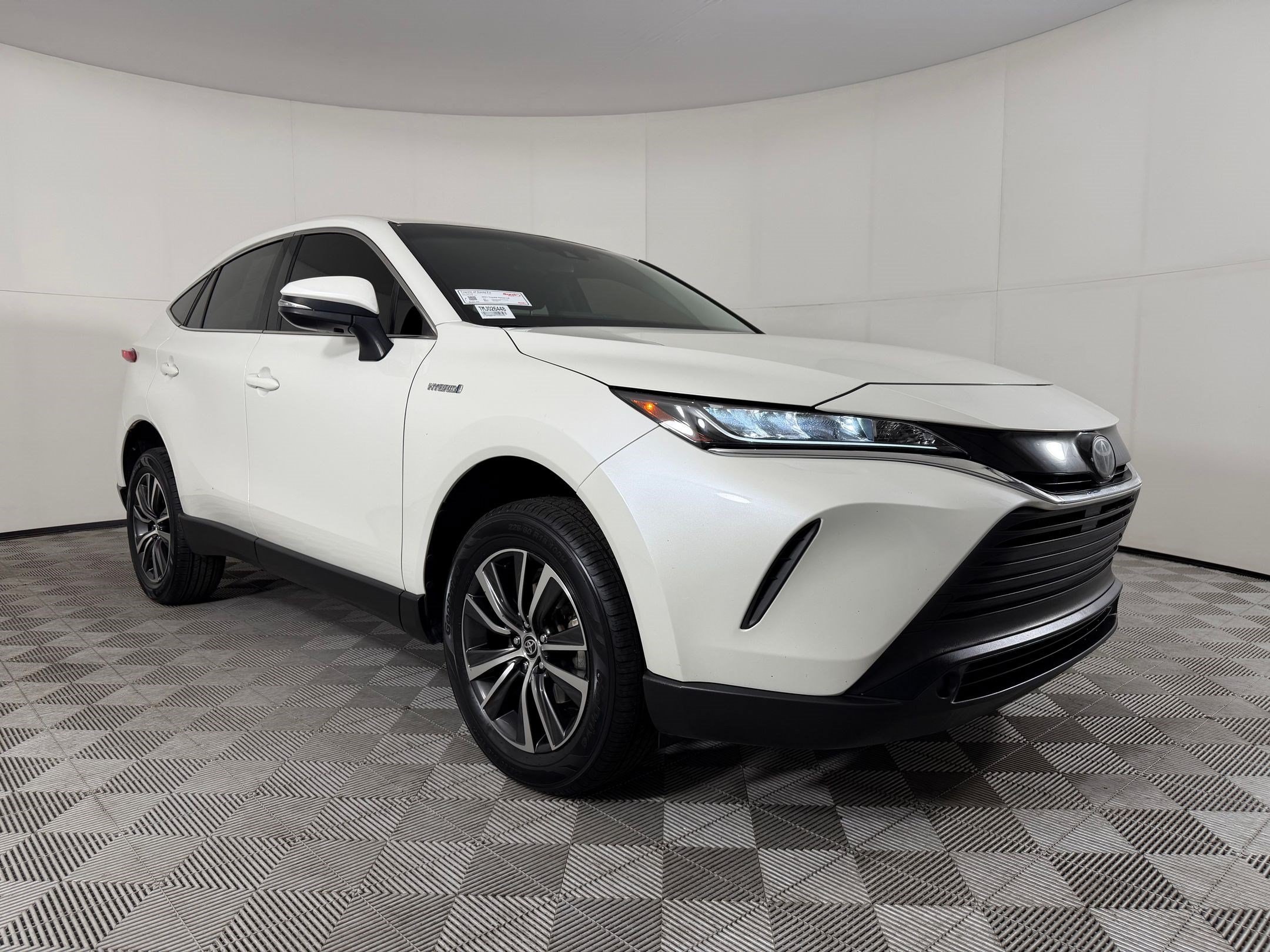 Venza LE LE AWD
