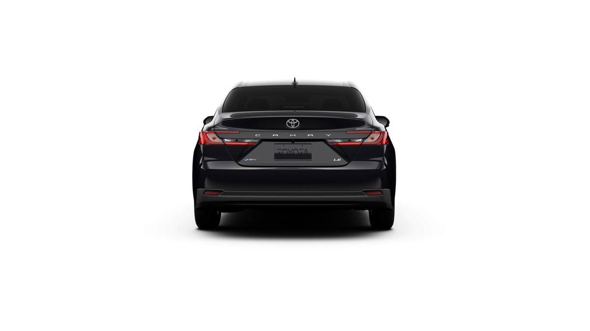 2026 Toyota Camry LE - Photo 8