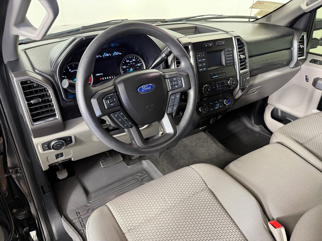 Used 2018 Ford Super Duty F-250 SRW XLT XLT 4WD Crew Cab 6.75 Box