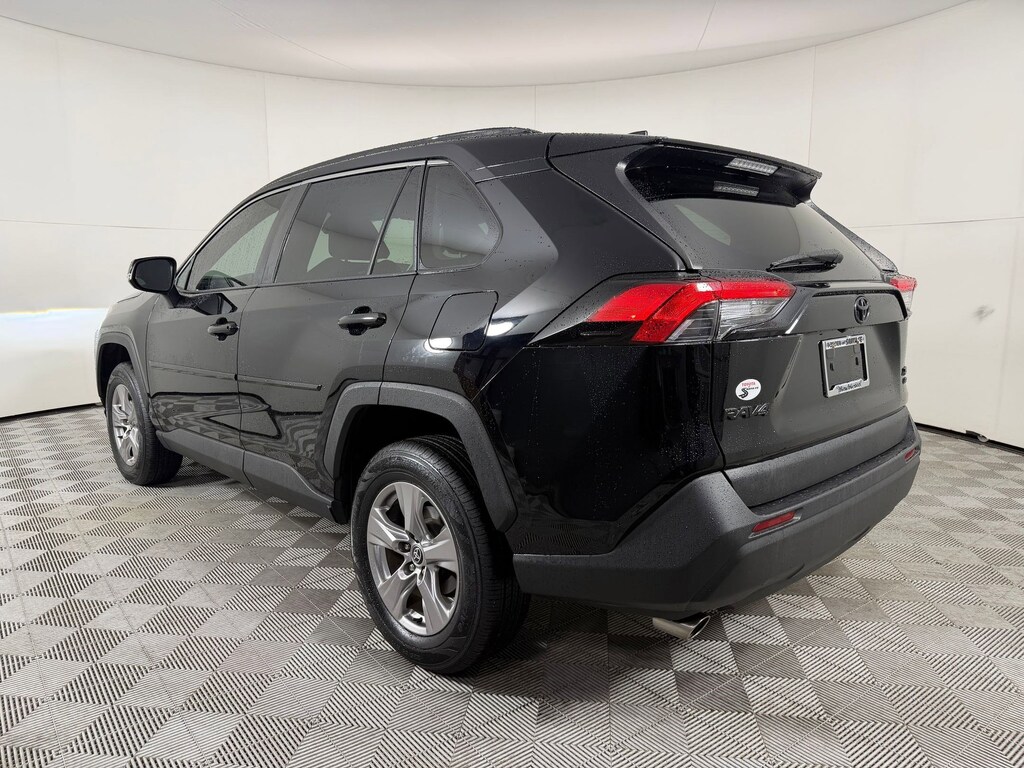 Used 2022 Toyota RAV4 XLE AWD XLE AWD