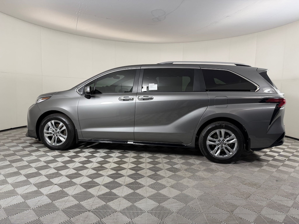 New 2026 Toyota Sienna Limited Van Passenger Van