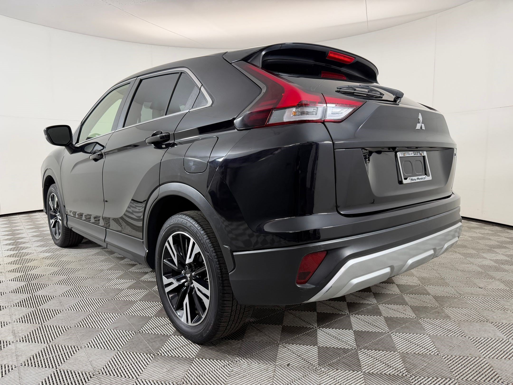 2025 Mitsubishi Eclipse Cross SE SUV