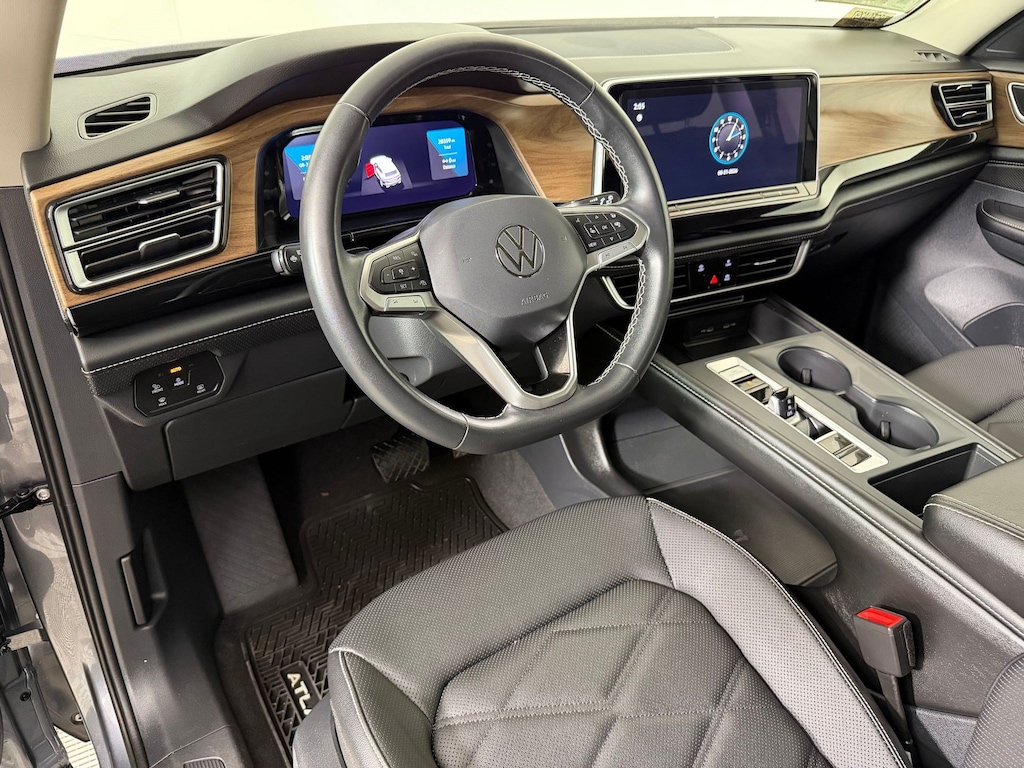 Used 2024 Volkswagen Atlas 2.0T SE SUV