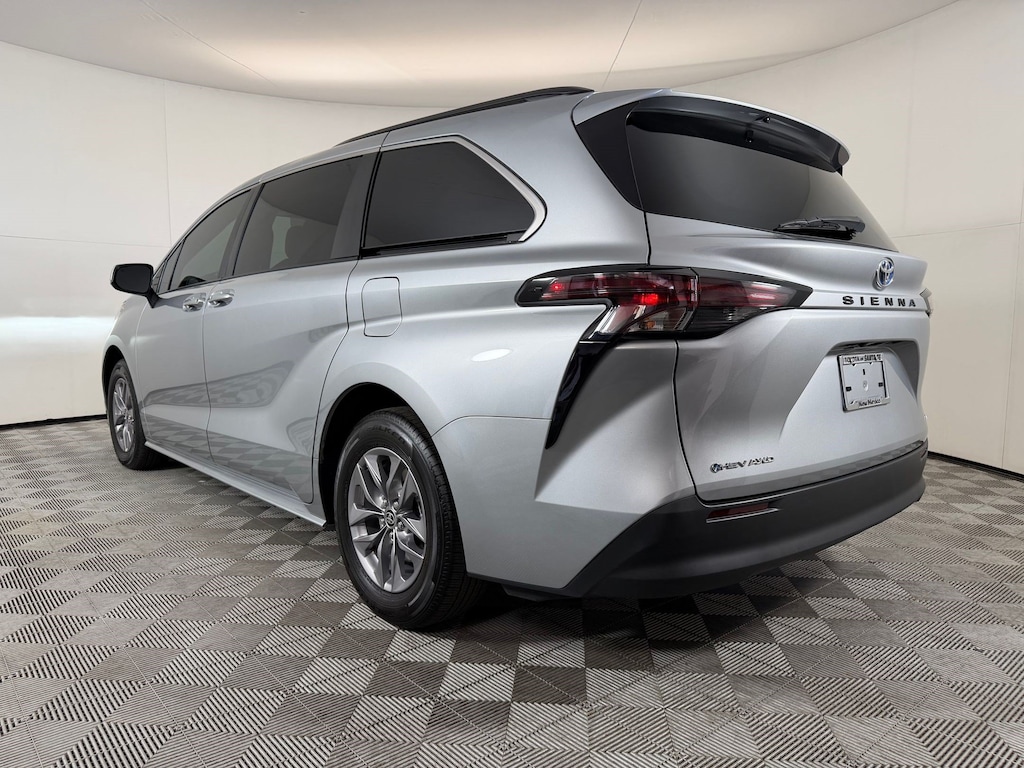 Used 2025 Toyota Sienna LE Van Passenger Van