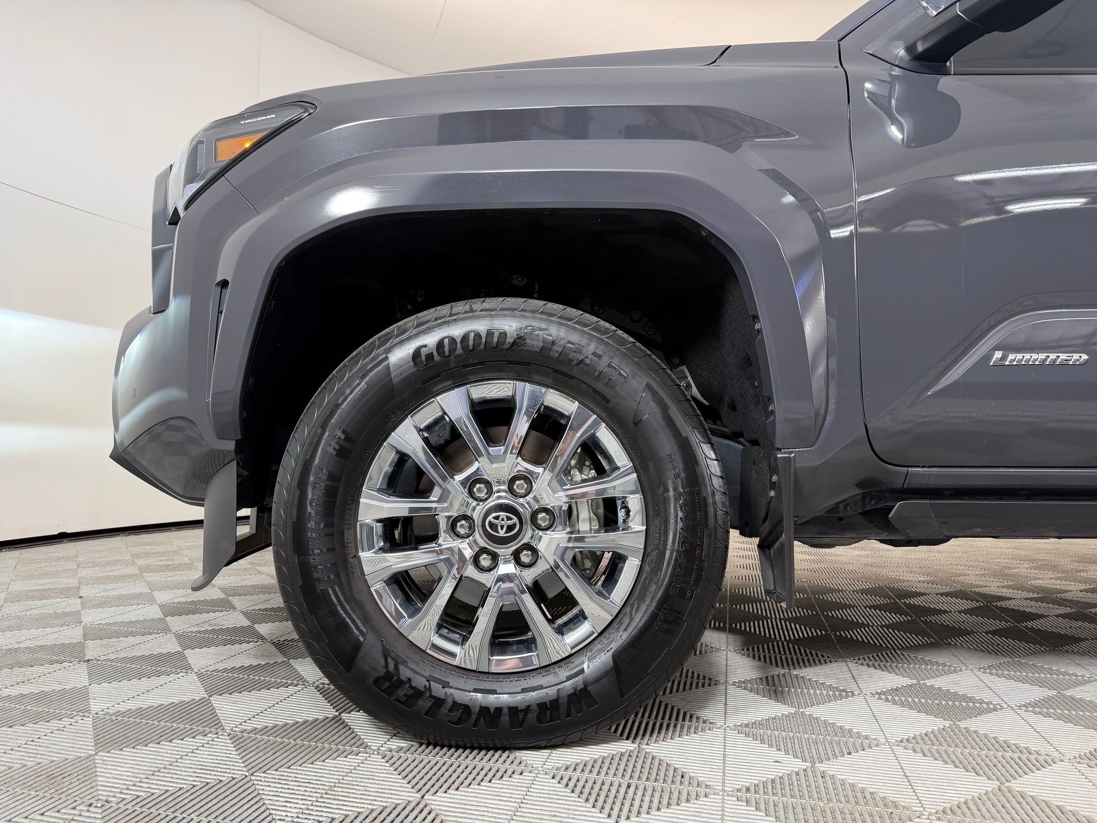 2025 Toyota Tacoma Limited - Photo 12
