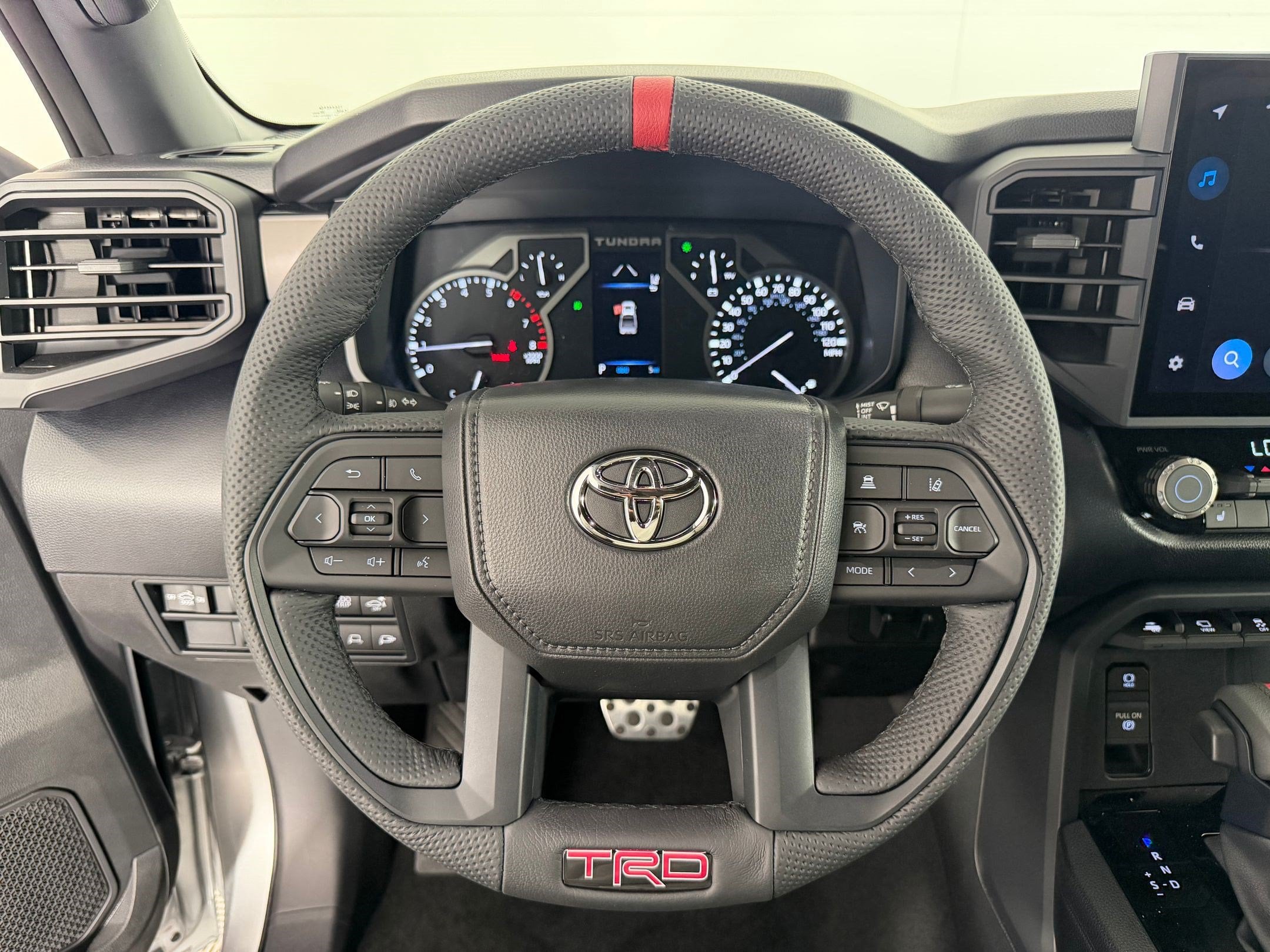 2026 Toyota Tundra SR5 - Photo 9