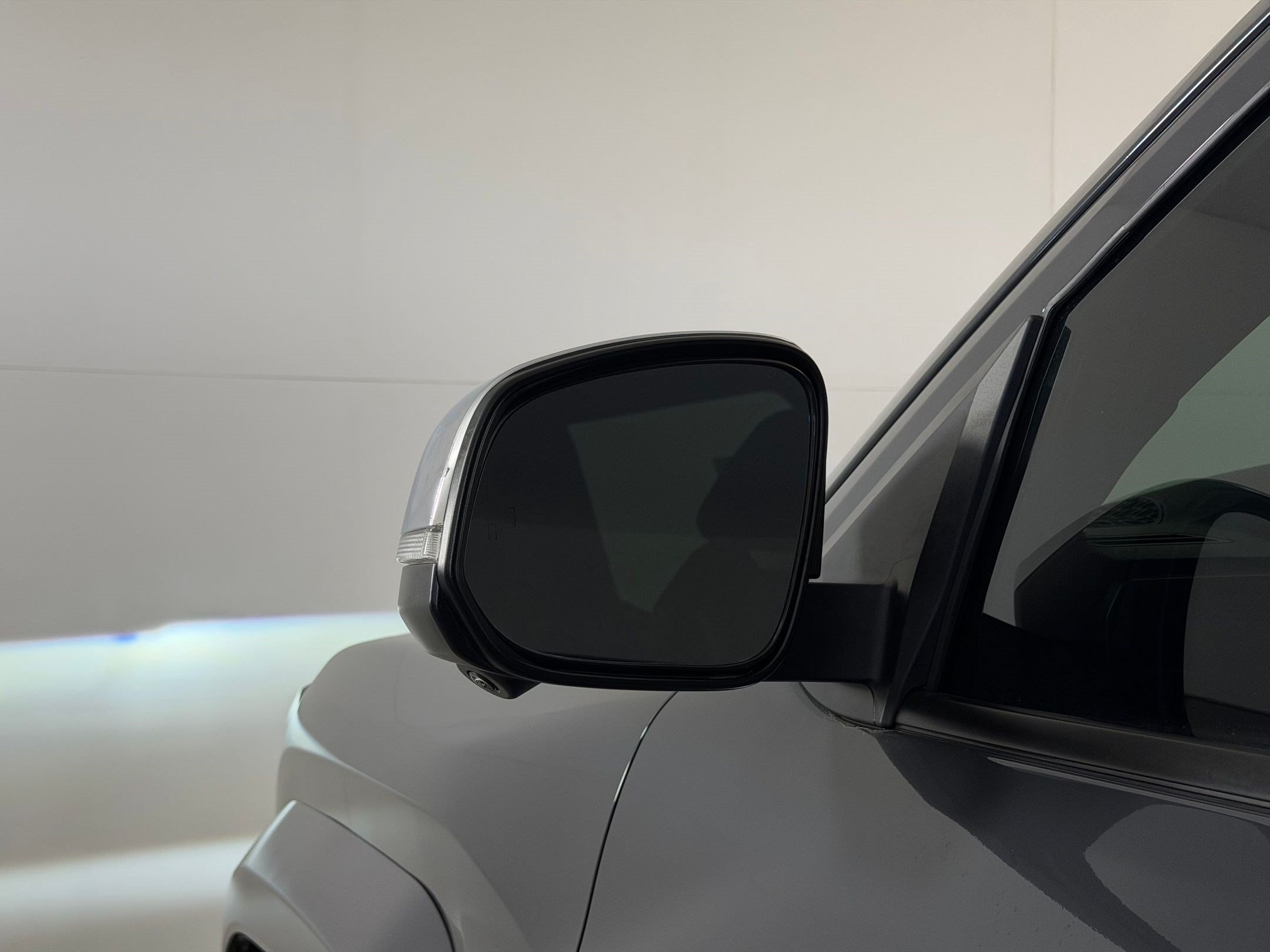2025 Toyota Tacoma Limited - Photo 27