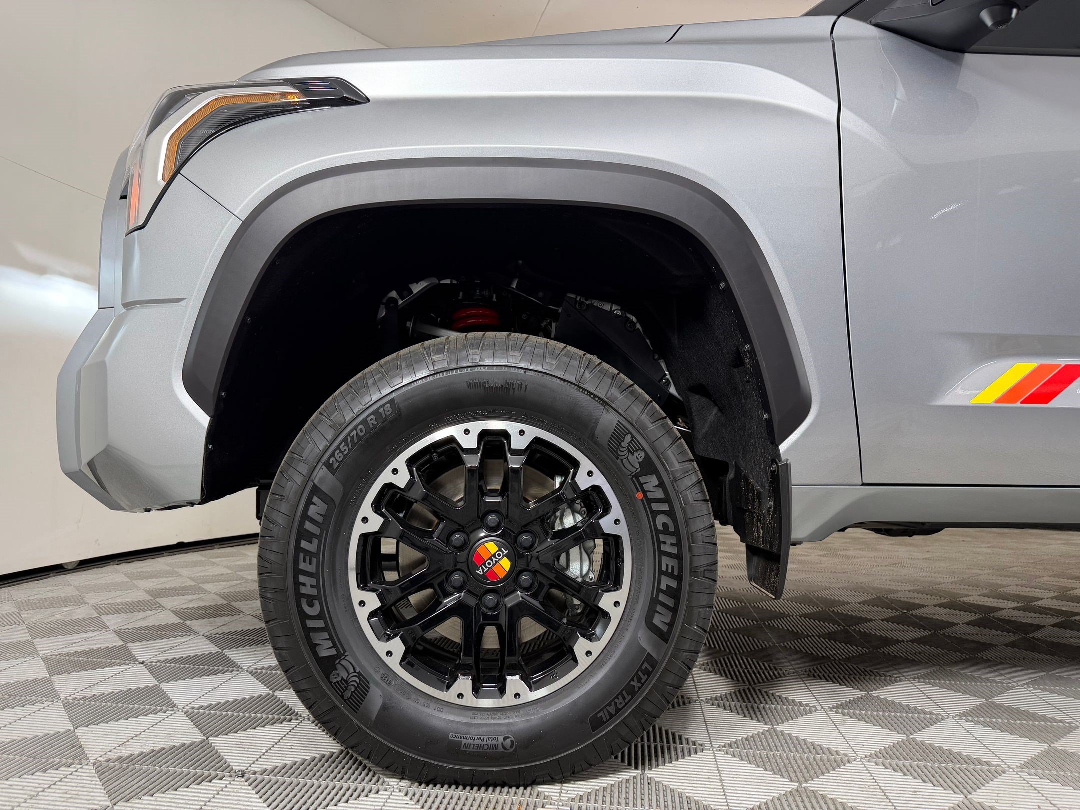 2026 Toyota Tundra SR5 - Photo 10