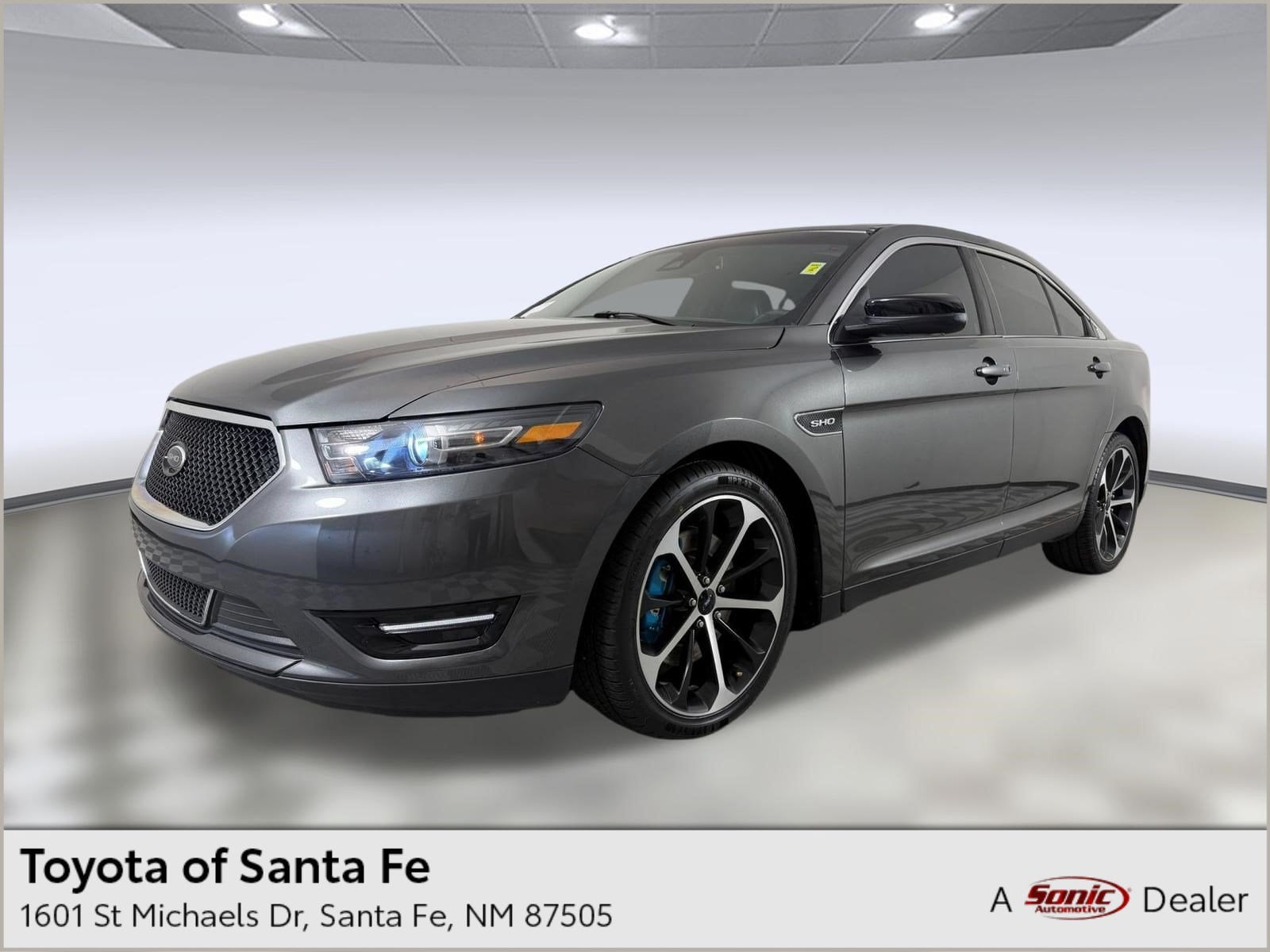 Taurus SHO Sedan