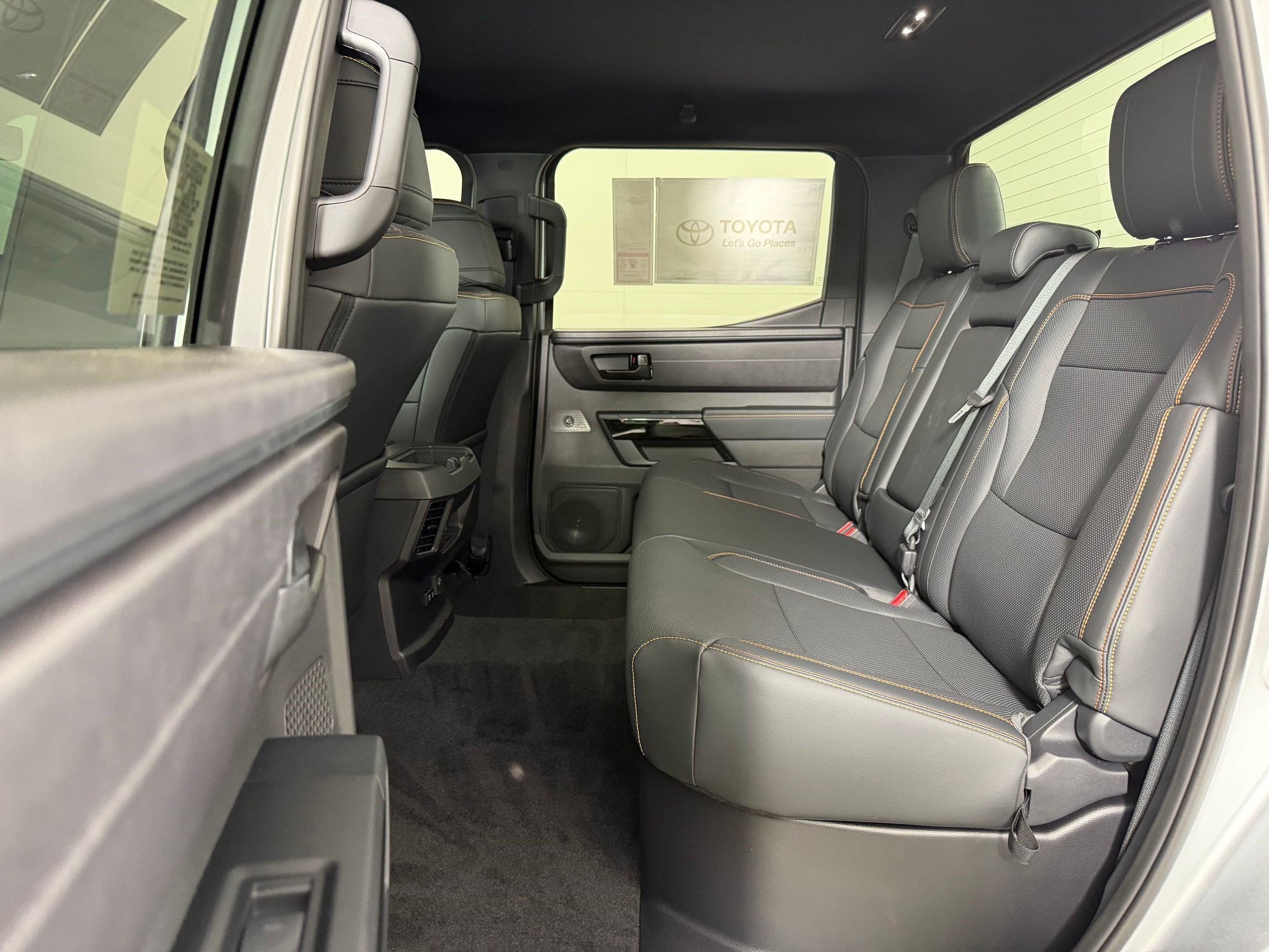 2026 Toyota Tundra SR5 - Photo 18