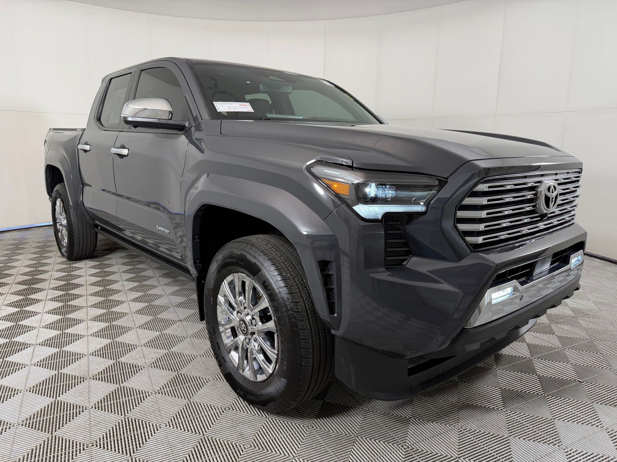 2025 Toyota Tacoma Limited - Photo 7