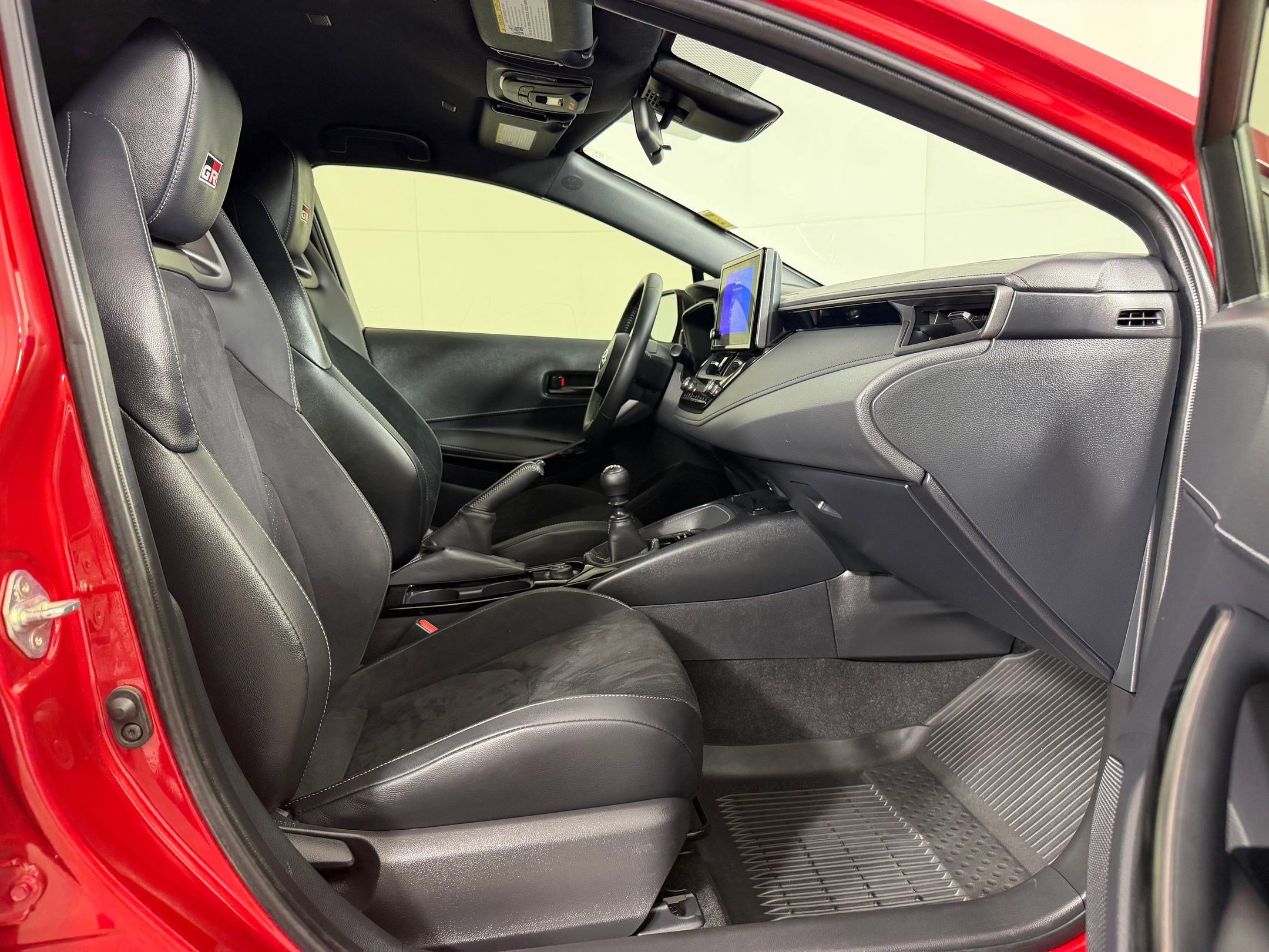 2025 Toyota GR Corolla Premium - Photo 27