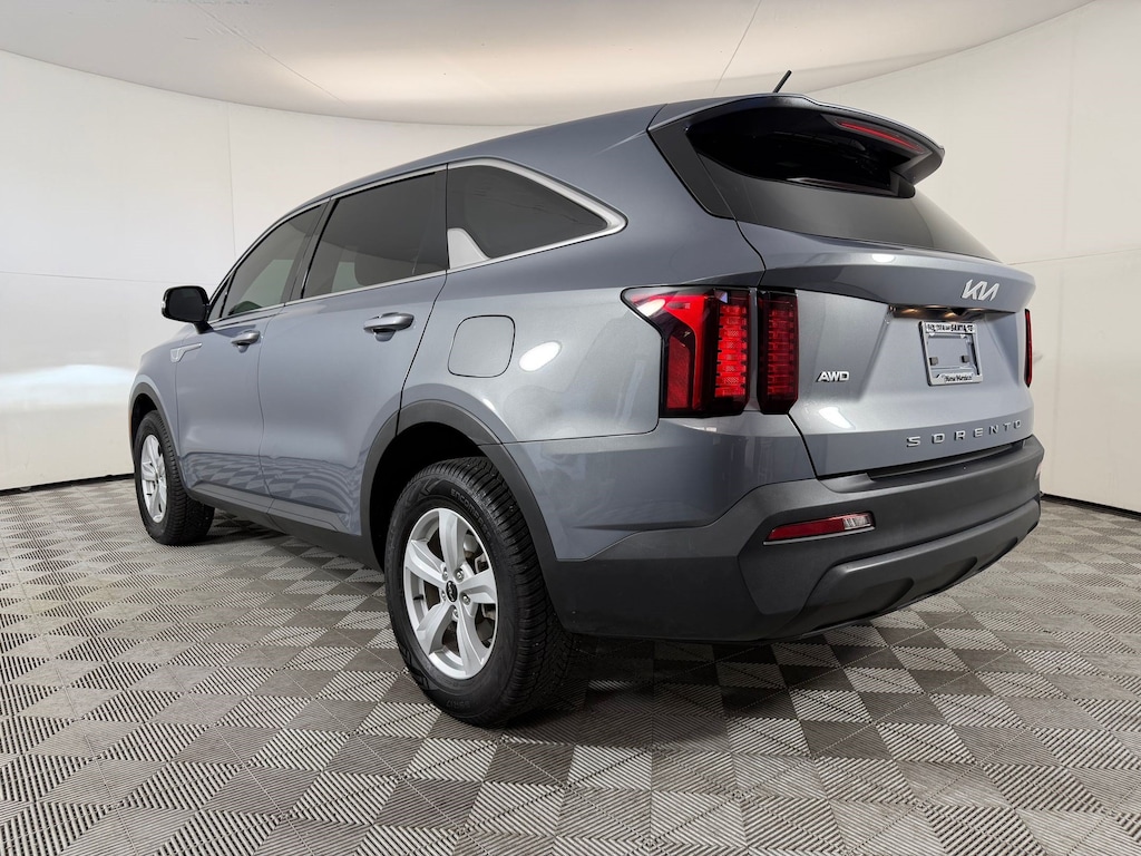 Used 2022 Kia Sorento LX LX AWD