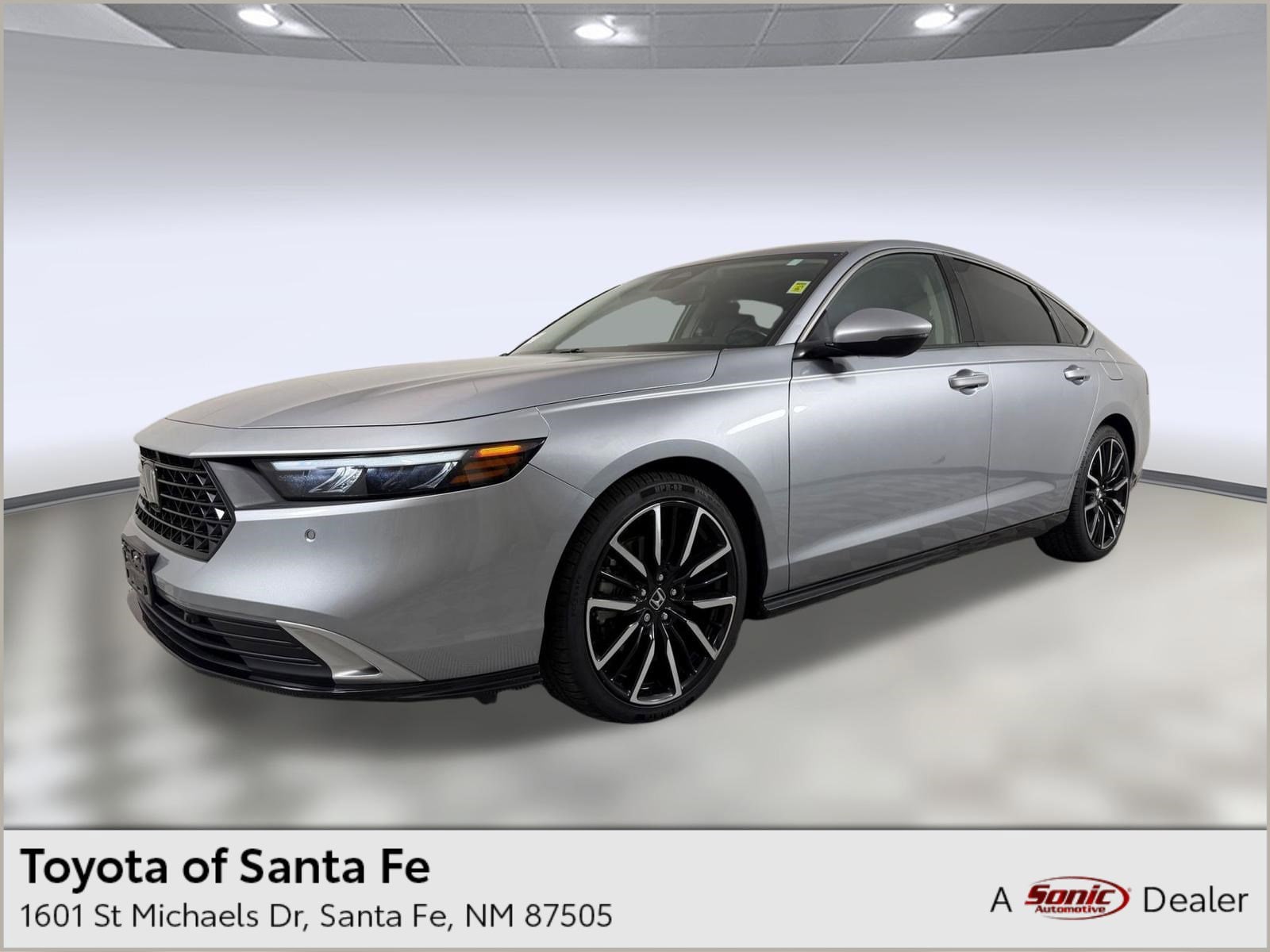 2023 Honda Accord Hybrid Touring's photo
