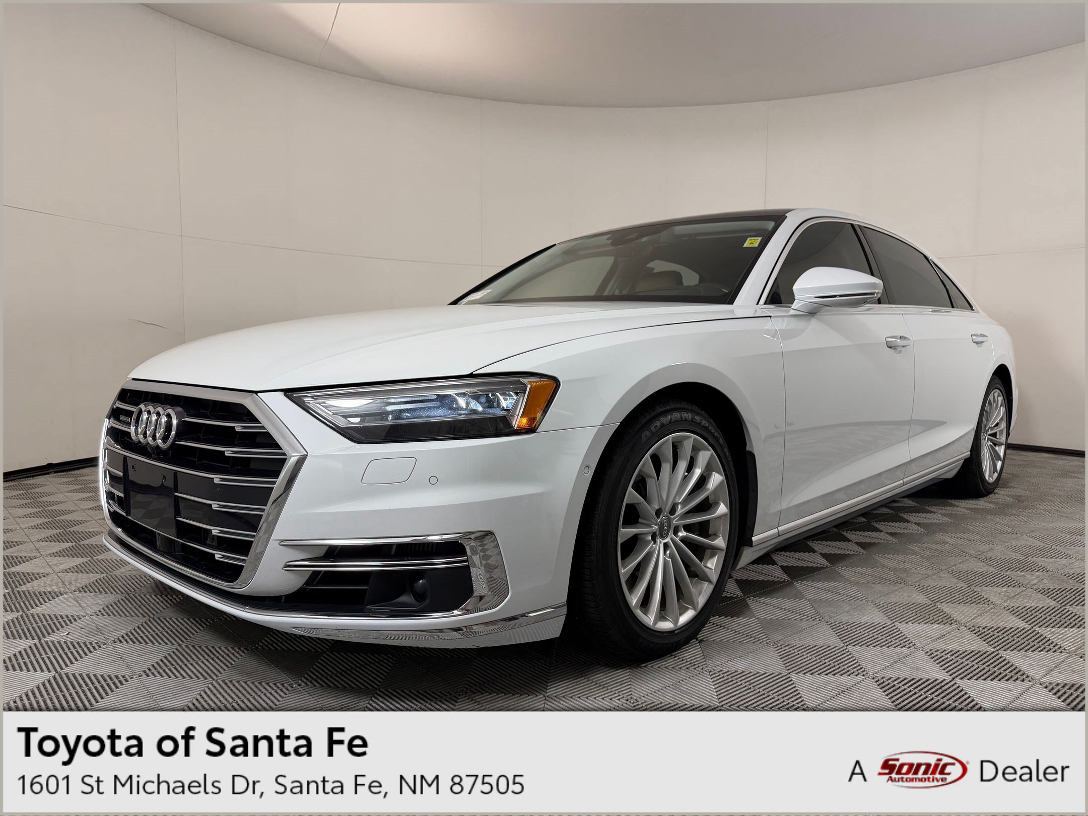A8 L A8 L 60 TFSI Quattro Tiptronic (60 TFSI Quattro) Sedan