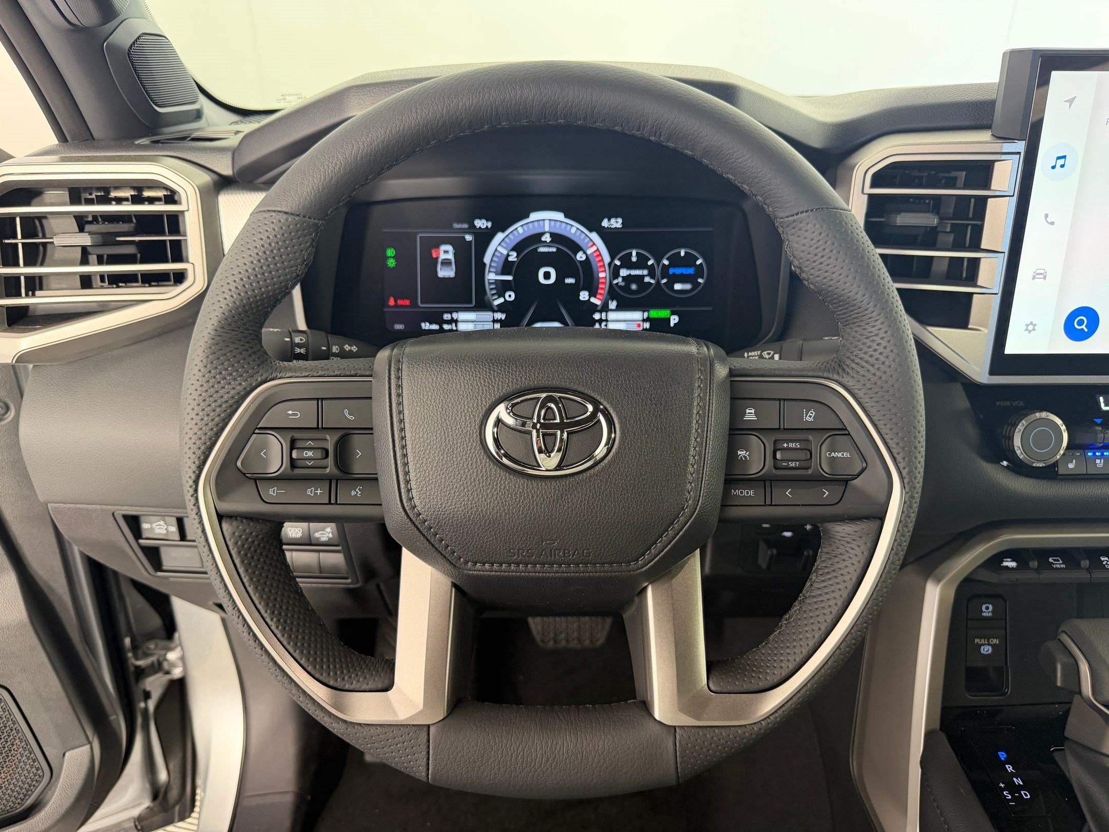 2026 Toyota Tundra Limited - Photo 11