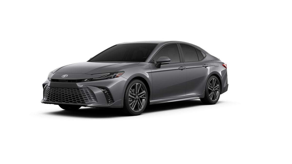 2026 Toyota Camry XSE Hybrid's photo