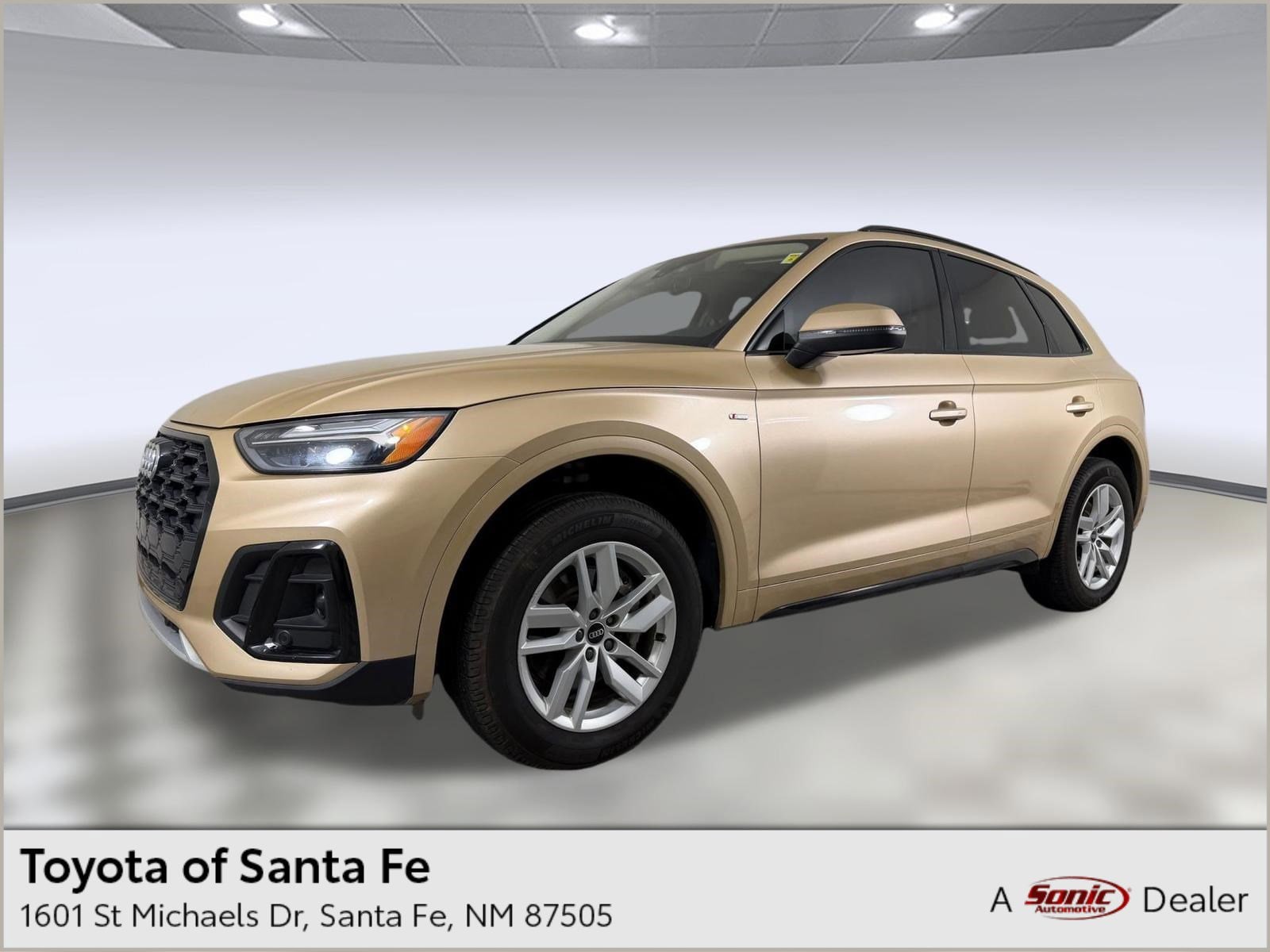 2022 Audi Q5 45 Premium's photo