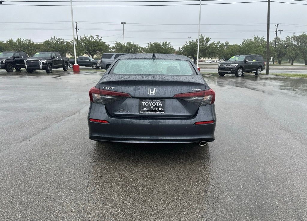 2025 Honda Civic Sport - Photo 4