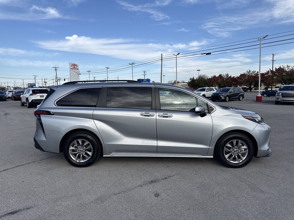 Certified 2024 Toyota Sienna XLE 8 Passenger Van Passenger Van