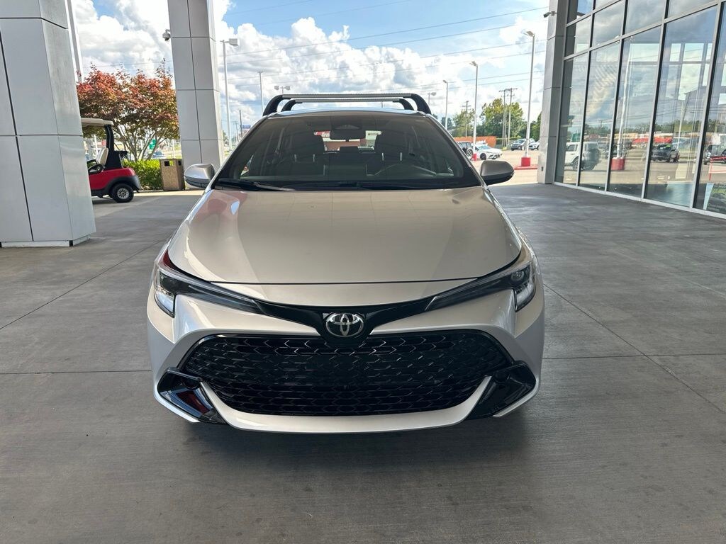 Used 2023 Toyota Corolla Hatchback SE Hatchback