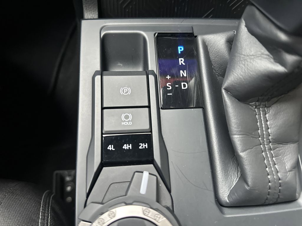 2025 Toyota Tacoma TRD Off Road - Photo 31
