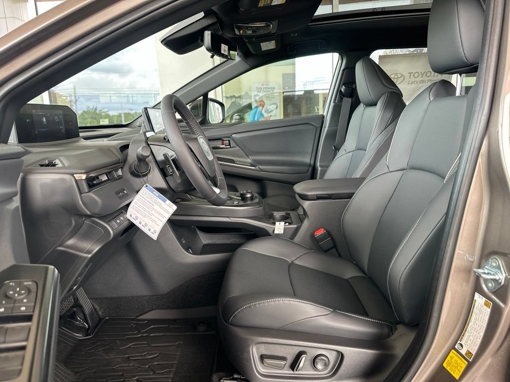2026 Toyota bZ Woodland Woodland Premium - Photo 11