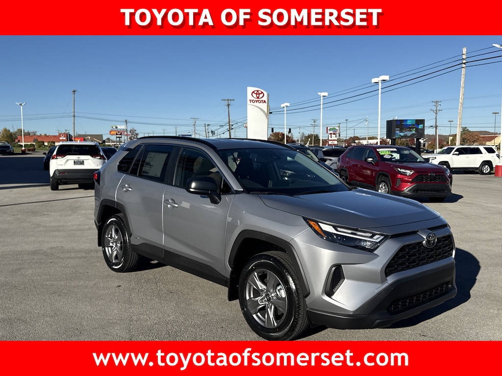 New 2025 Toyota RAV4 Hybrid LE SUV