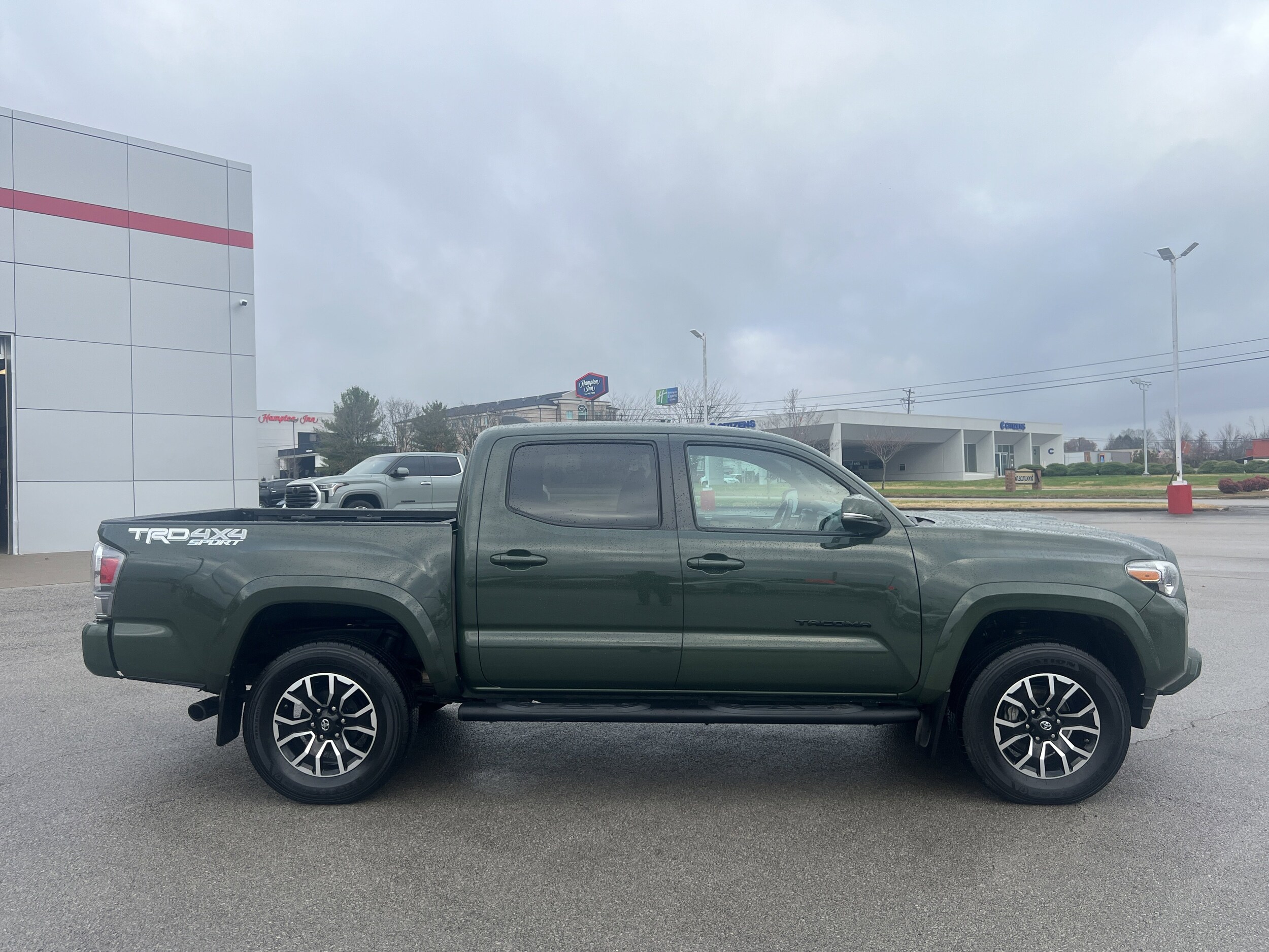 2021 Toyota Tacoma TRD Sport V6 photo 4