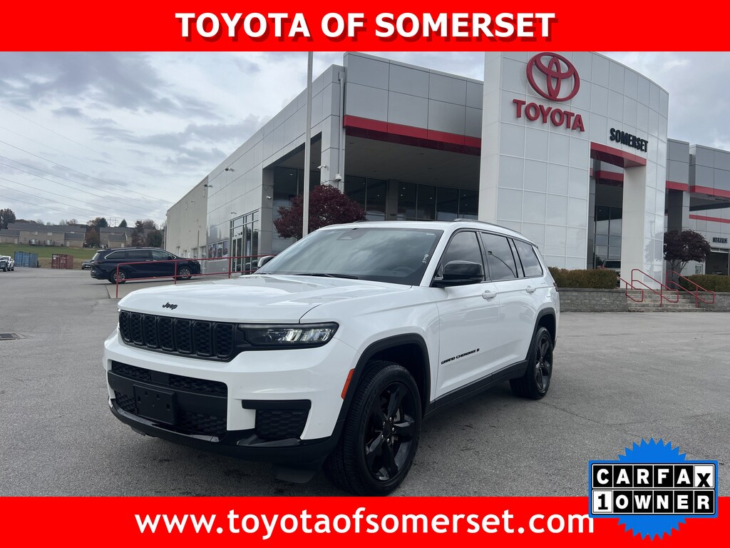 Used 2024 Jeep Grand Cherokee L Laredo SUV