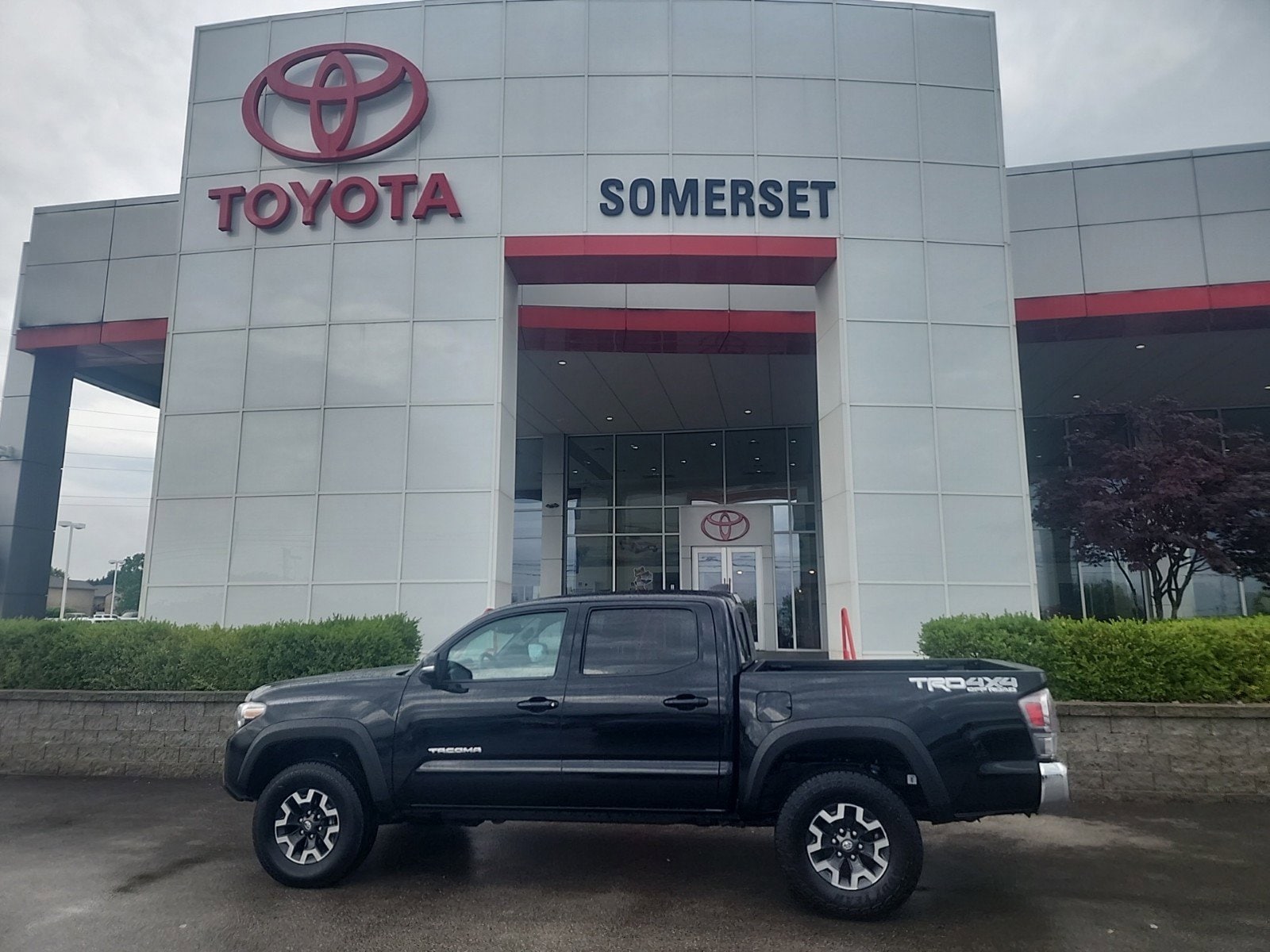 Certified 2022 Toyota Tacoma TRD Off Road with VIN 3TMCZ5AN8NM512460 for sale in Somerset, KY